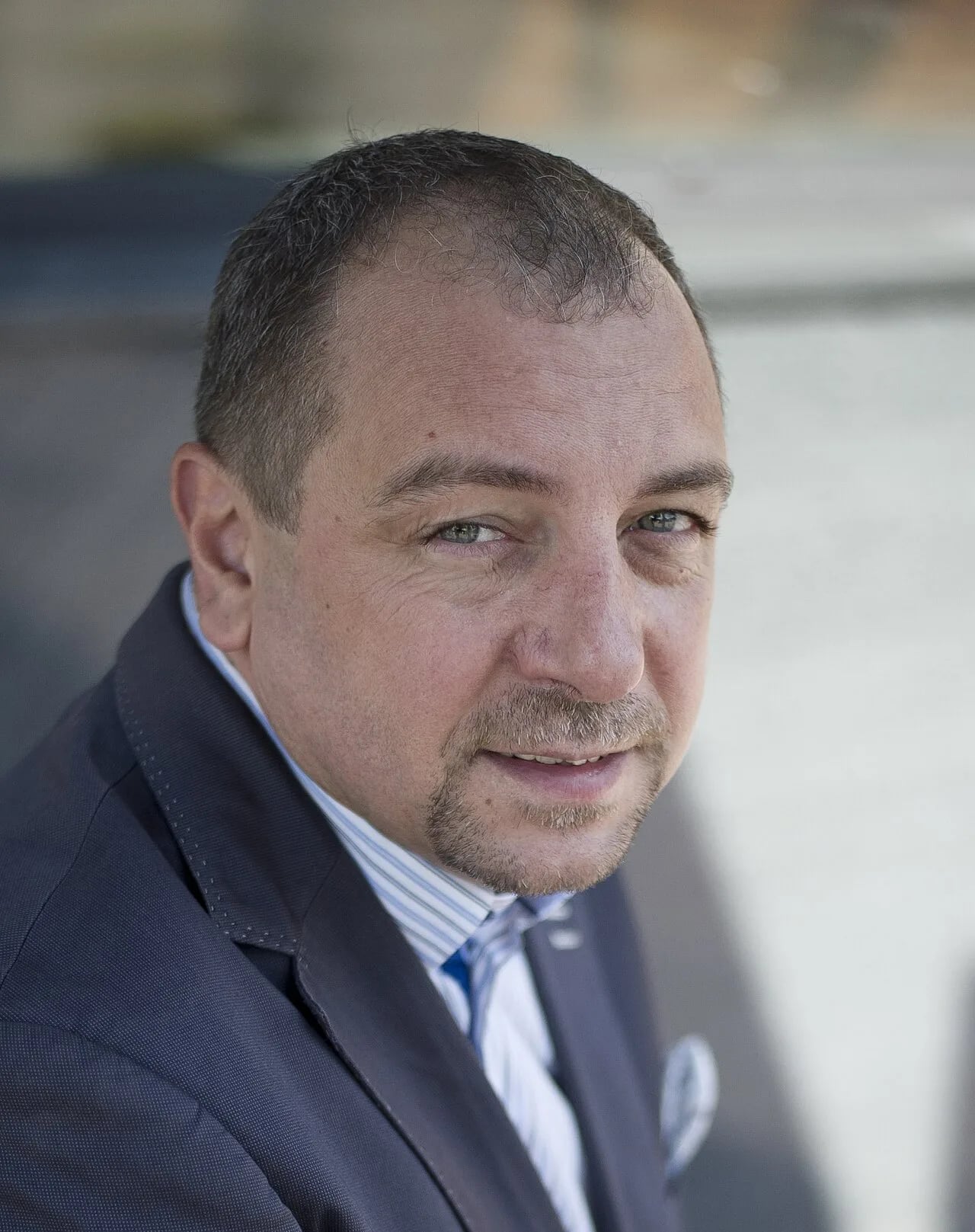 Porträt von Adam Łaszyn (1967–2024) – Gedenkseite
