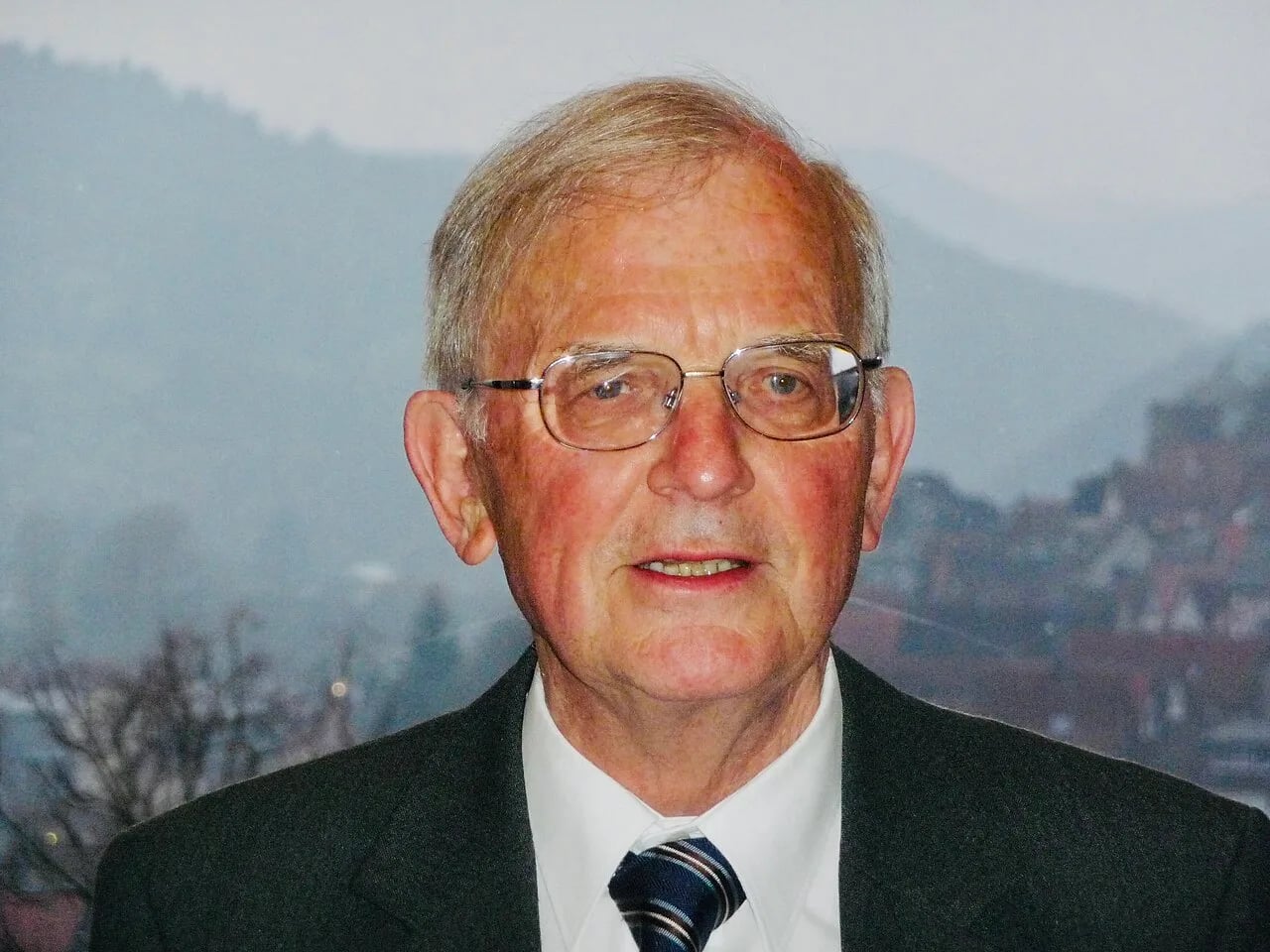 Portrait of Hartmut Maurer (1931–2024) – memorial page