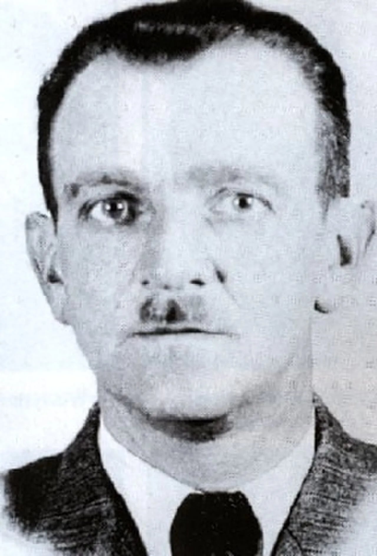 Portrait of Aleksander Klotz (1898–1976) – memorial page