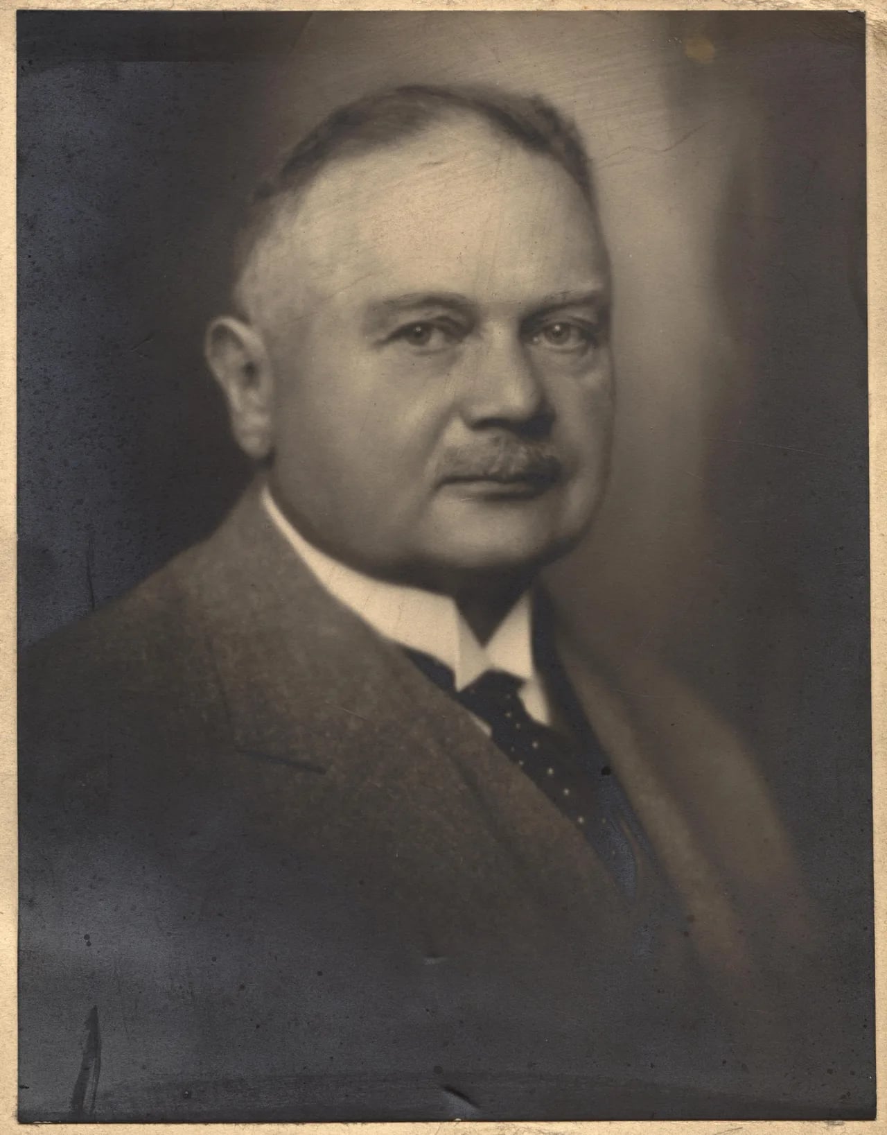 Portrait of Alfred Biedermann (1866–1936) – memorial page