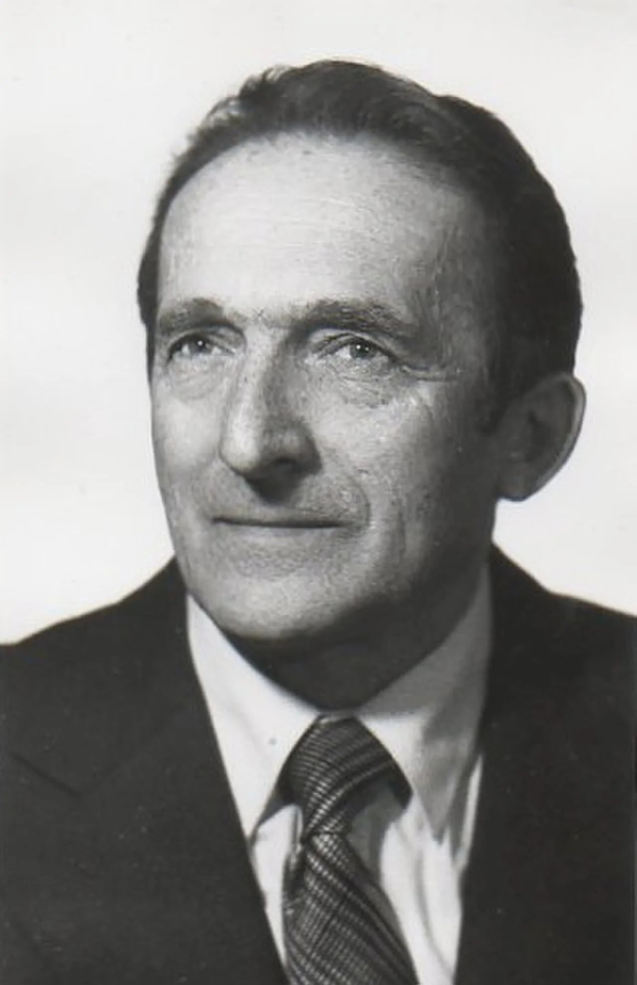 Portrait of Andrzej Madeyski (1924–2006) – memorial page