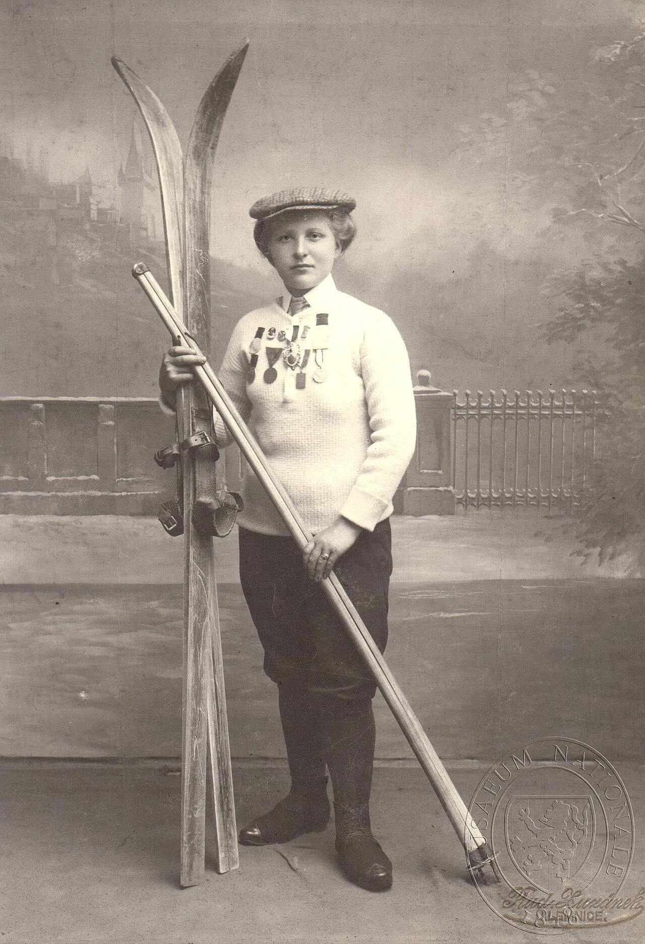 Portrait of Anna Hanušová (1886–1975) – memorial page