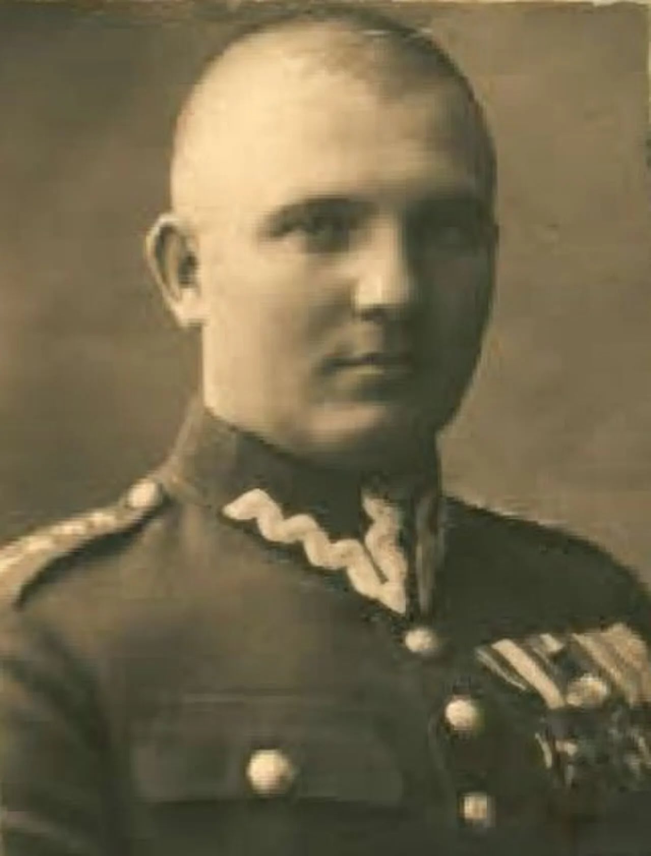Portrait of Bronisław Chruściel (1899–1965) – memorial page