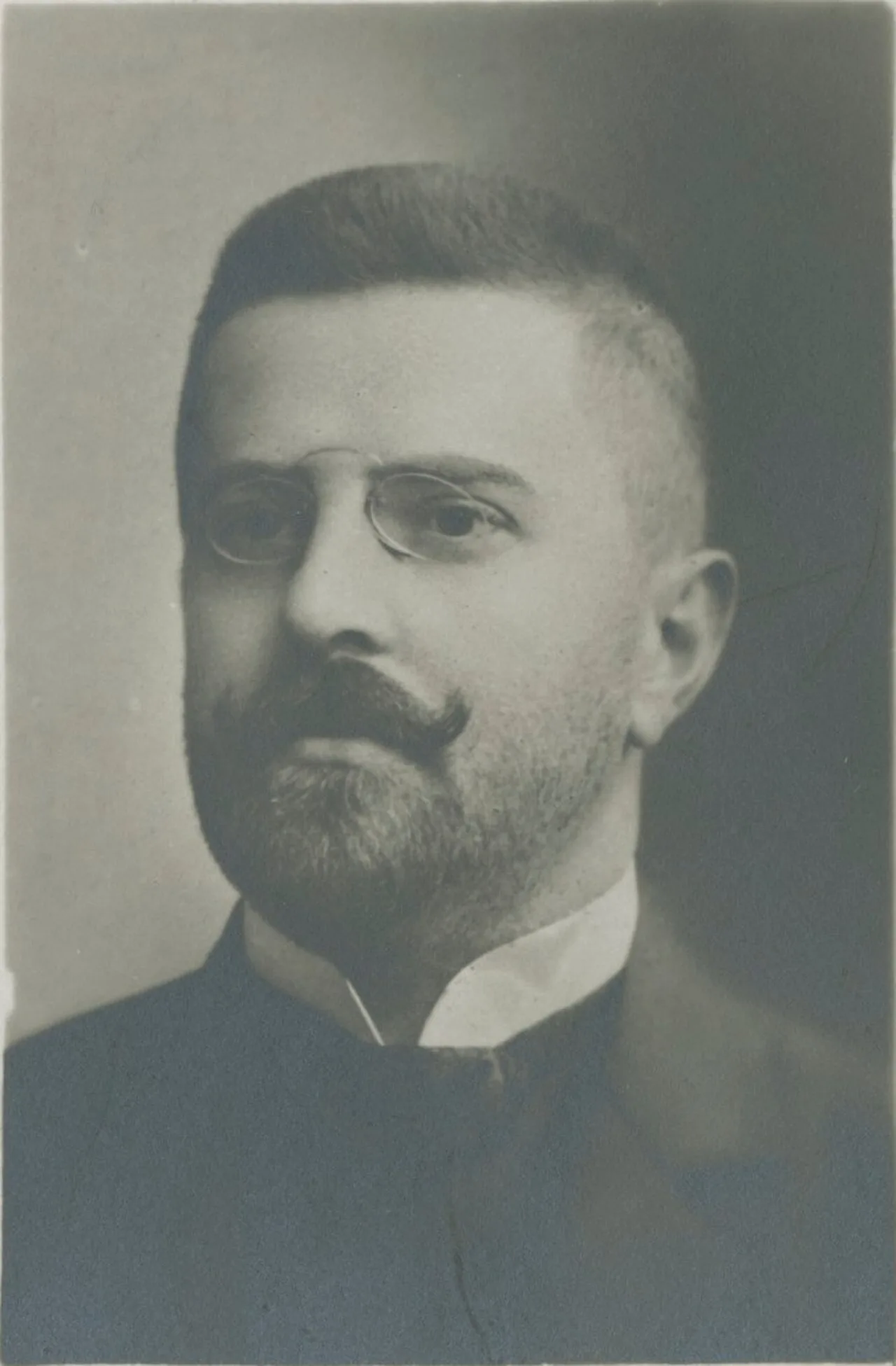 Portrait of Bronisław Gubrynowicz (1870–1933) – memorial page