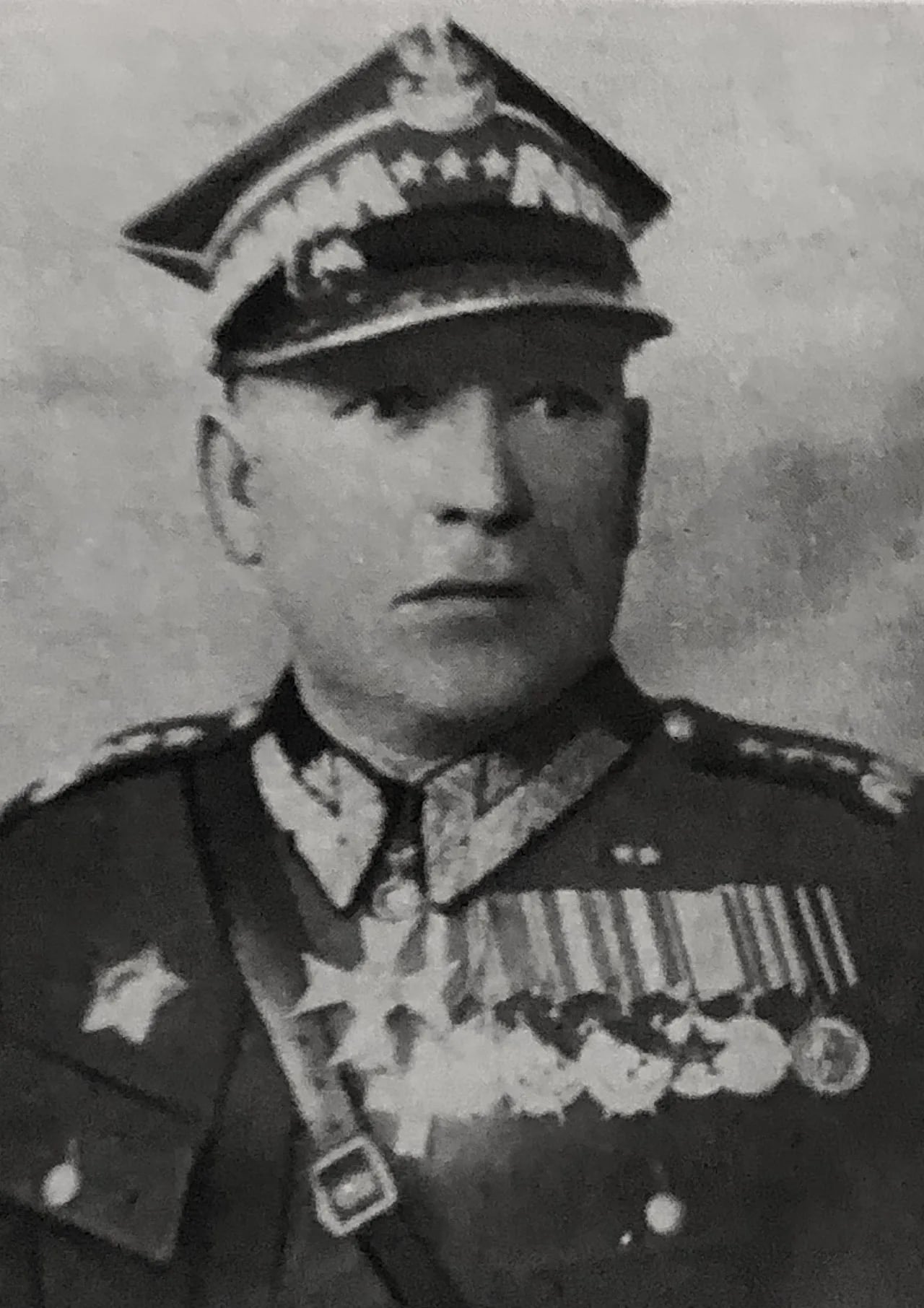 Portrait of Dmitrij Mostowienko (1895–1975) – memorial page