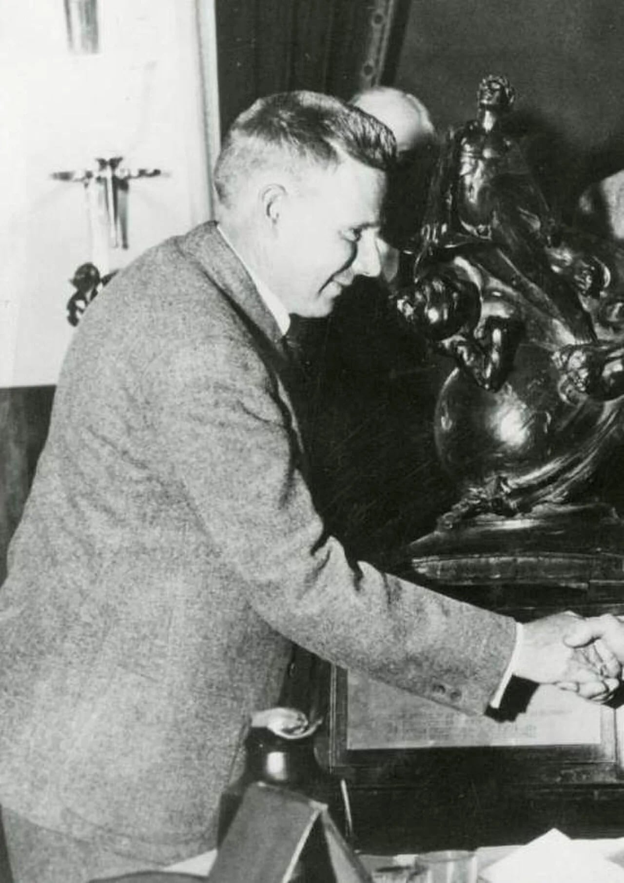 Portrait of Frank Walker Caldwell (1889–1974) – memorial page