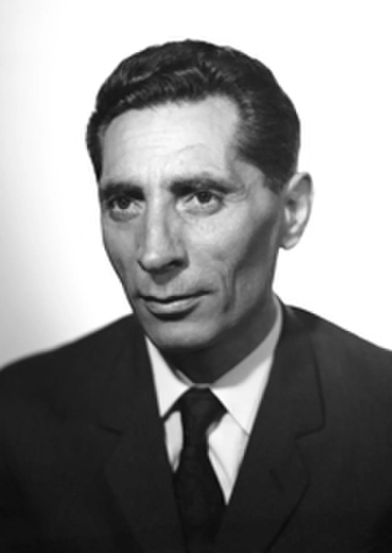 Portrait of Evio Tomasucci (1922–2012) – memorial page
