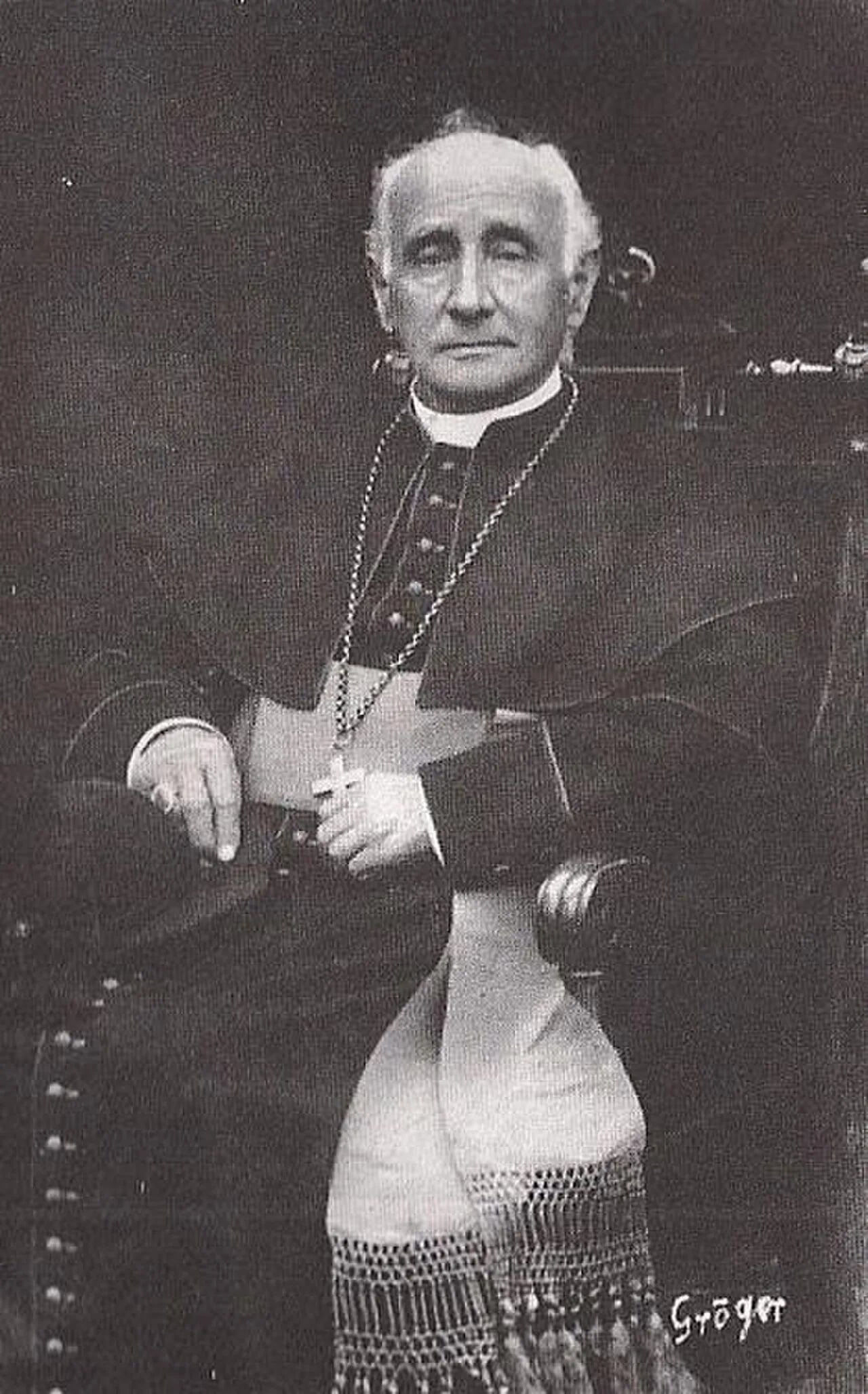 Portrait of Edmund Scholz (1835–1920) – memorial page