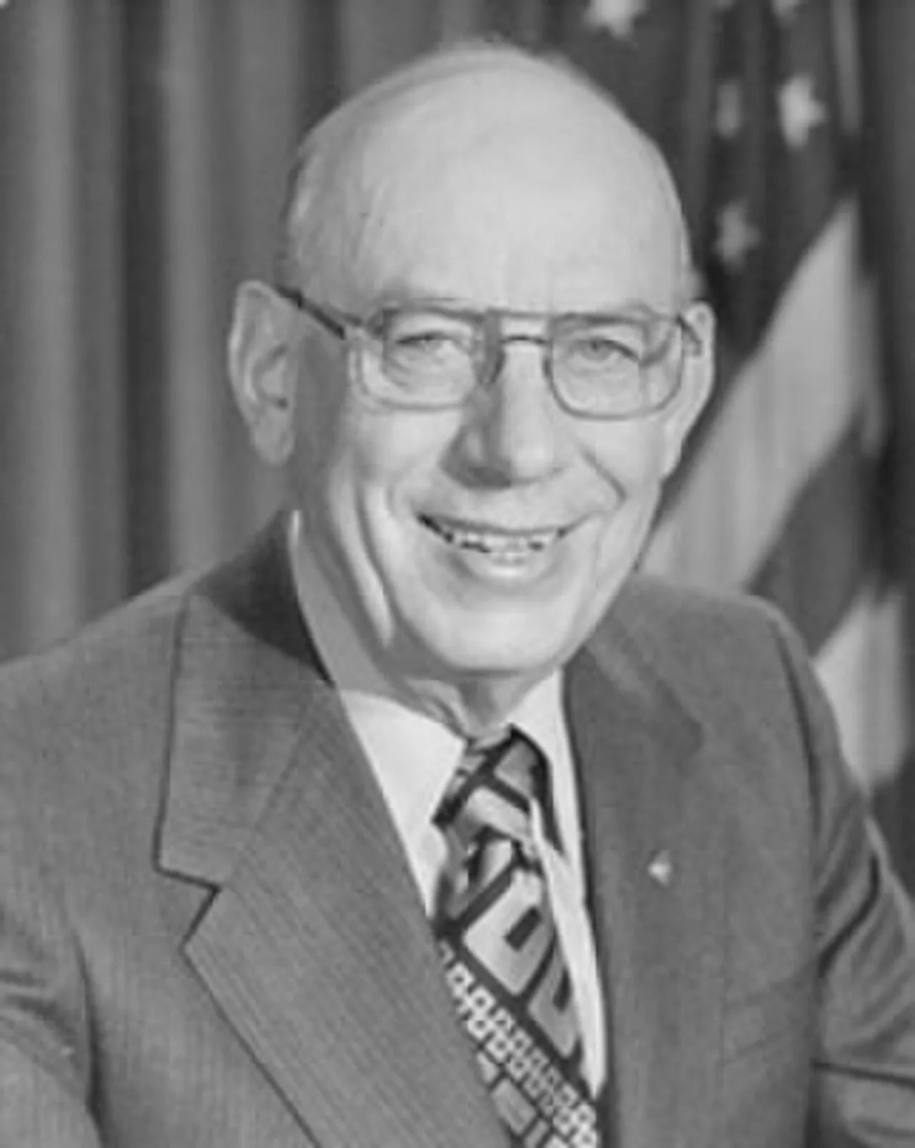 Portrait of Wallace F. Bennett (1898–1993) – memorial page