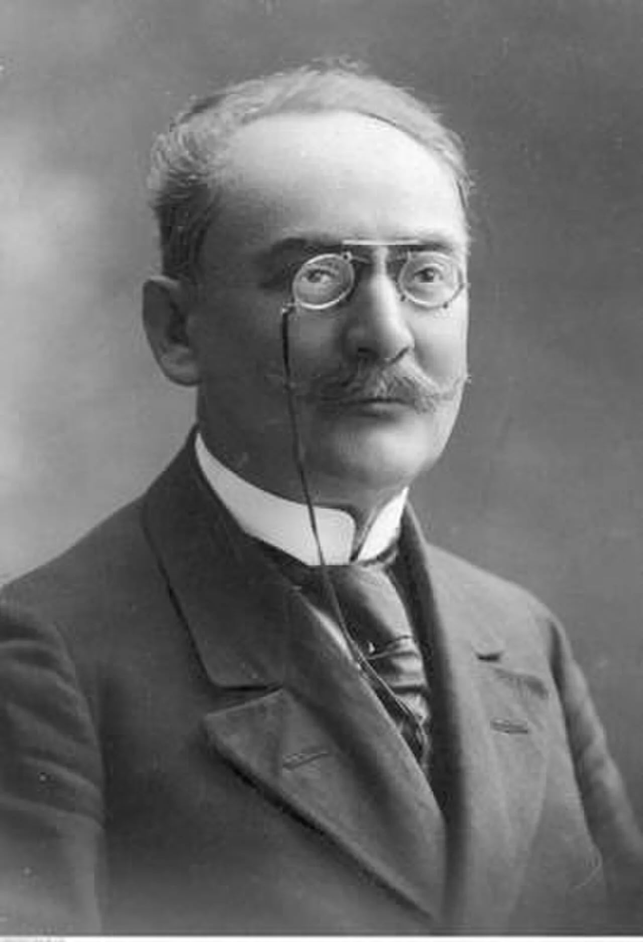 Portrait of Emanuel Sonnenberg (1863–1939) – memorial page