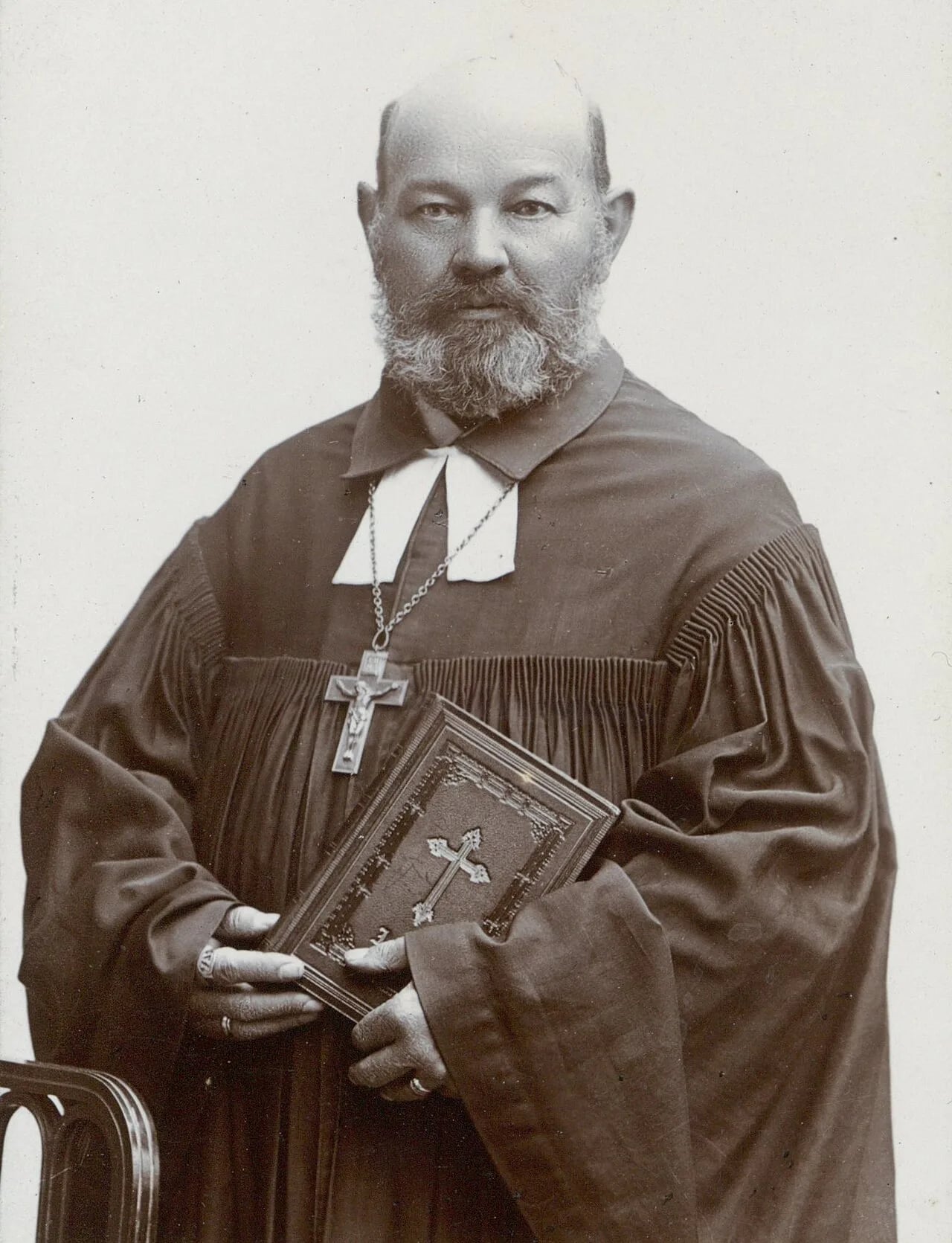 Portrait of Ernst Wilhelm Bursche (1831–1904) – memorial page