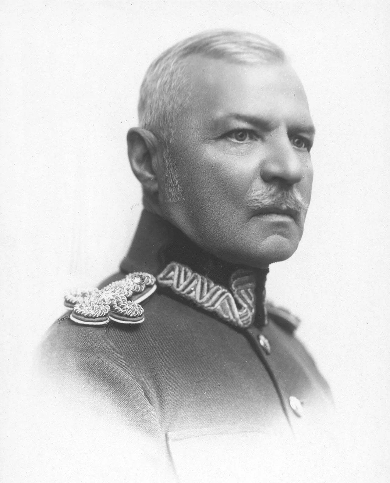 Porträt von Eugeniusz Dąbrowiecki (1861–1941) – Gedenkseite
