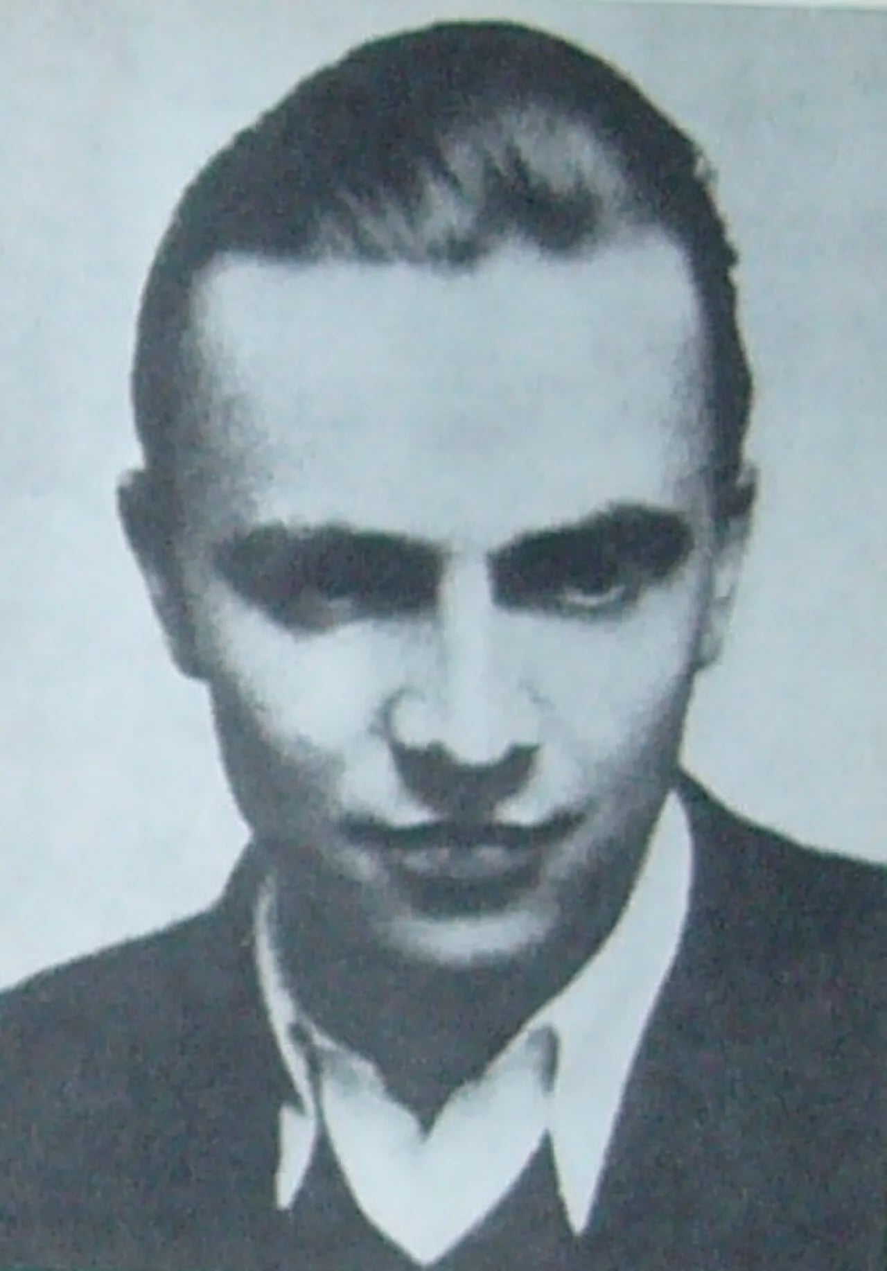 Portrait of Feliks Pendelski (1921–1943) – memorial page