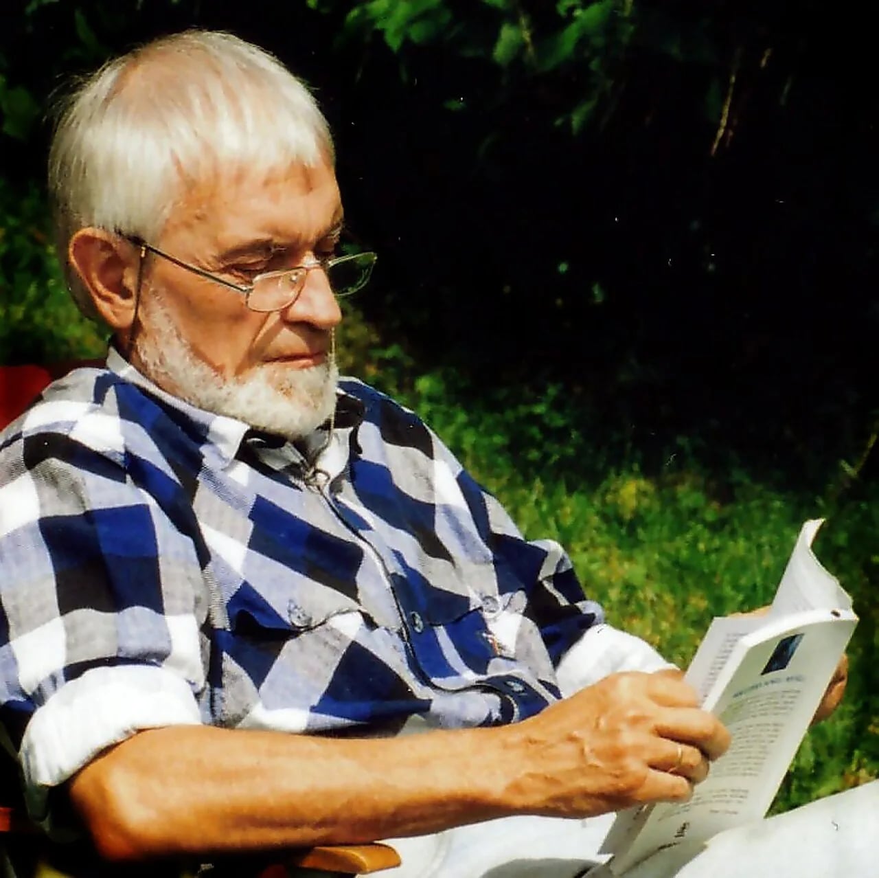 Portrait of Franciszek Bunsch (1926–2025) – memorial page