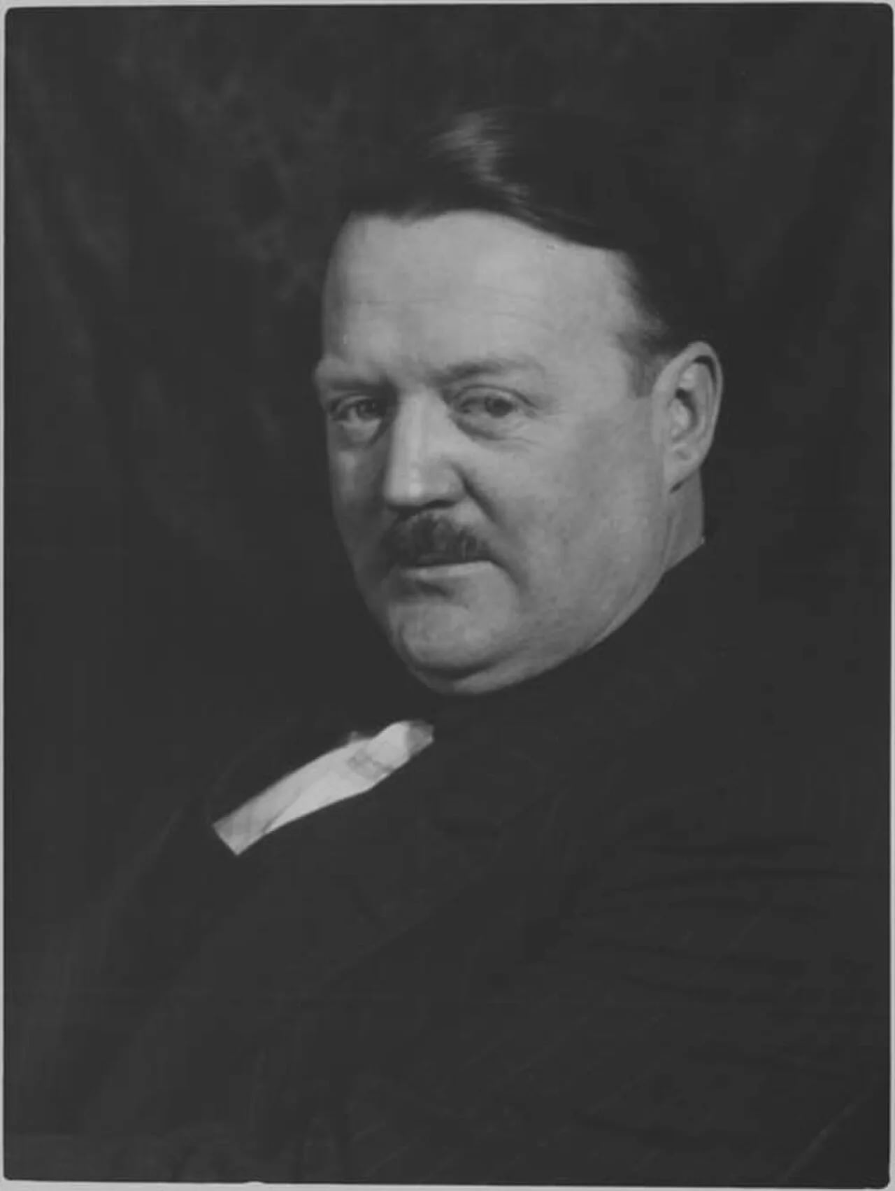 Portrait of Frank Johnston (1888–1949) – memorial page