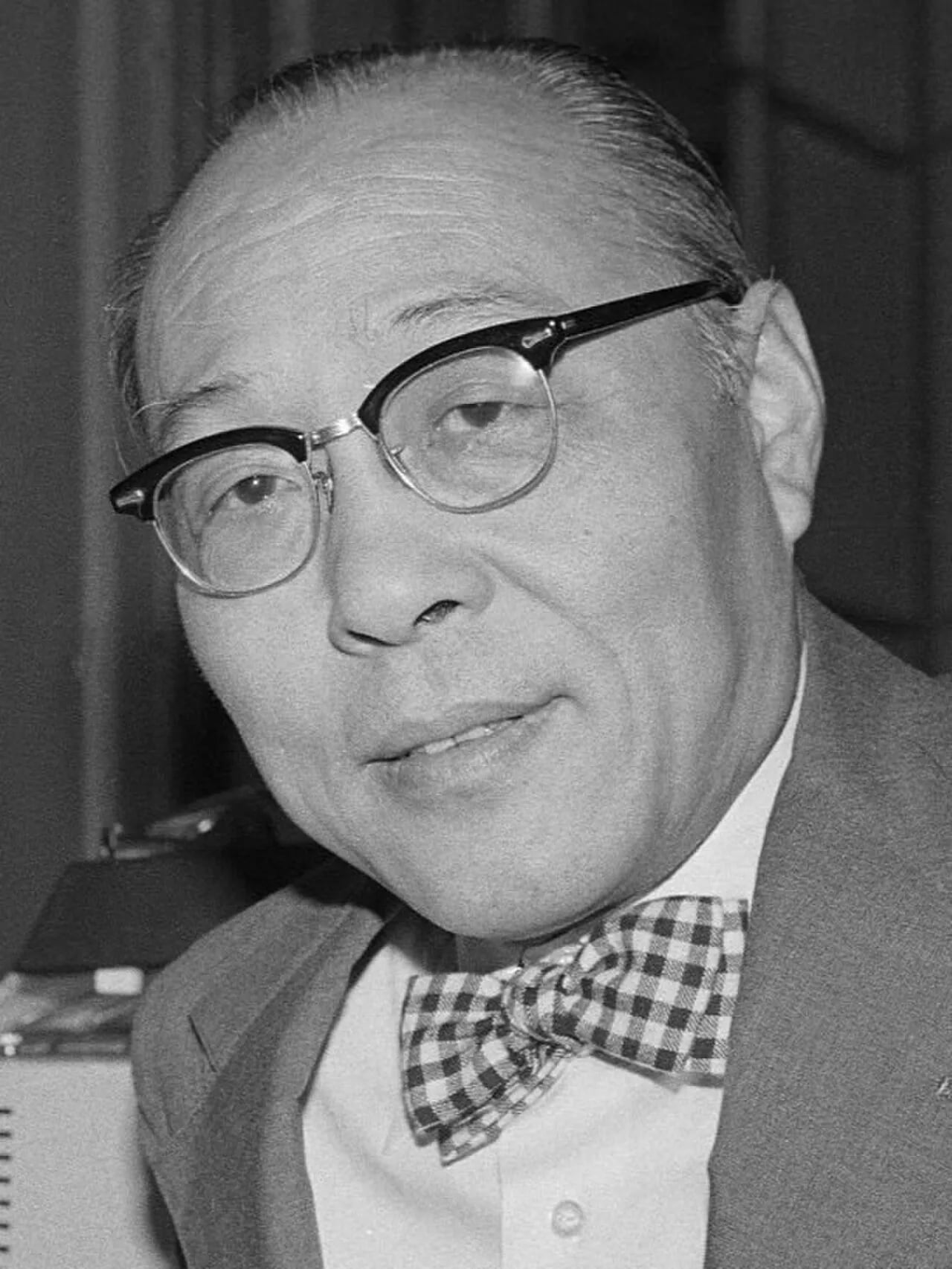 Porträt von An Wang (1920–1990) – Gedenkseite
