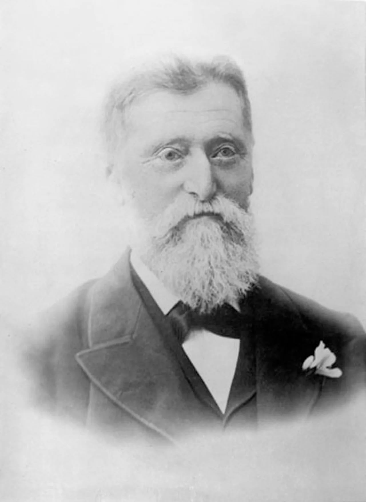 Portrait of Thomas Kirk (1828–1898) – memorial page