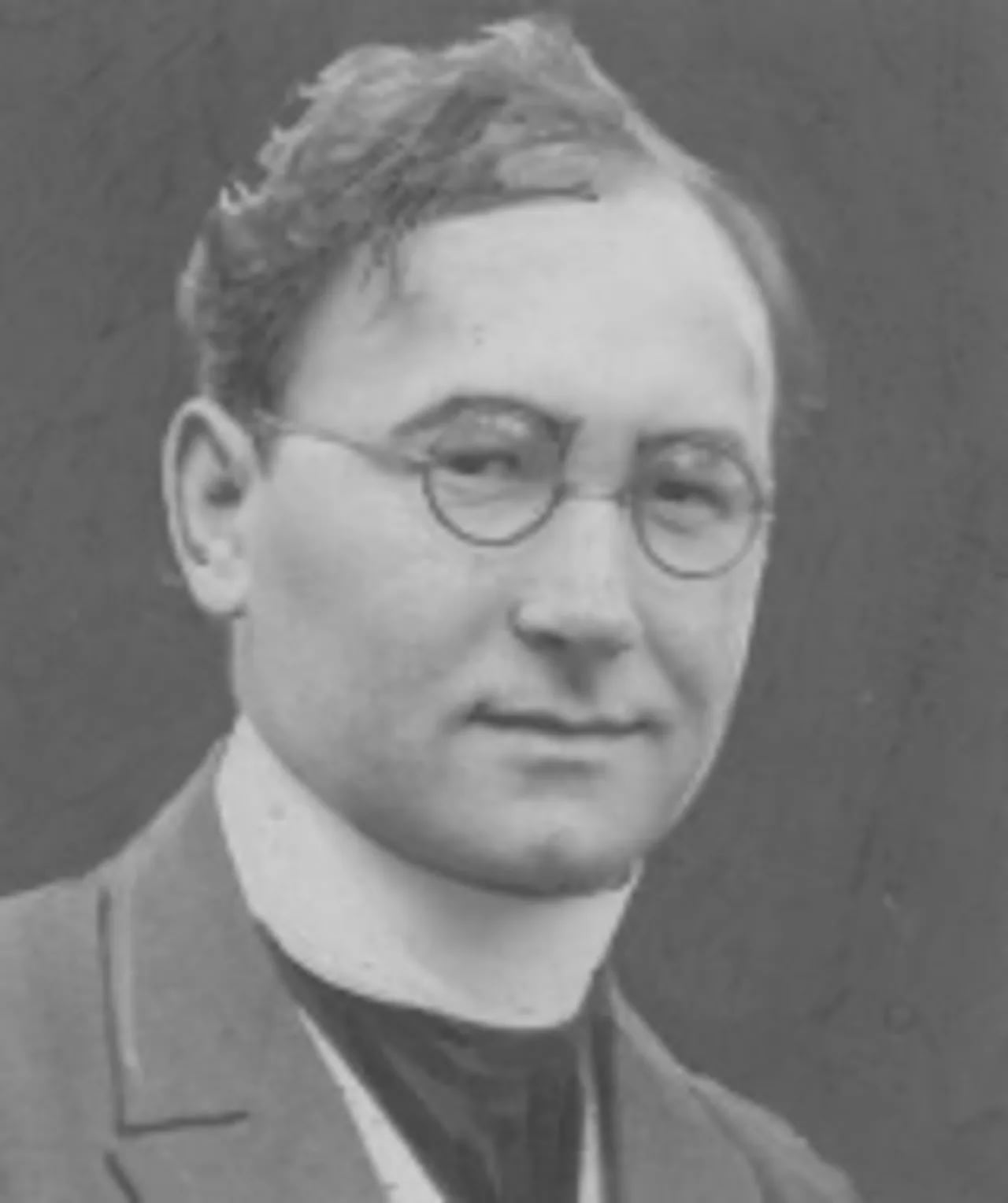 Portrait of Robert Gajda (1890–1952) – memorial page