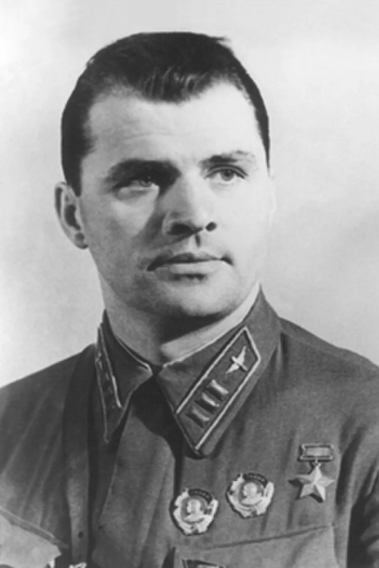 Porträt von Stepan Pawlowitsch Suprun (1907–1941) – Gedenkseite