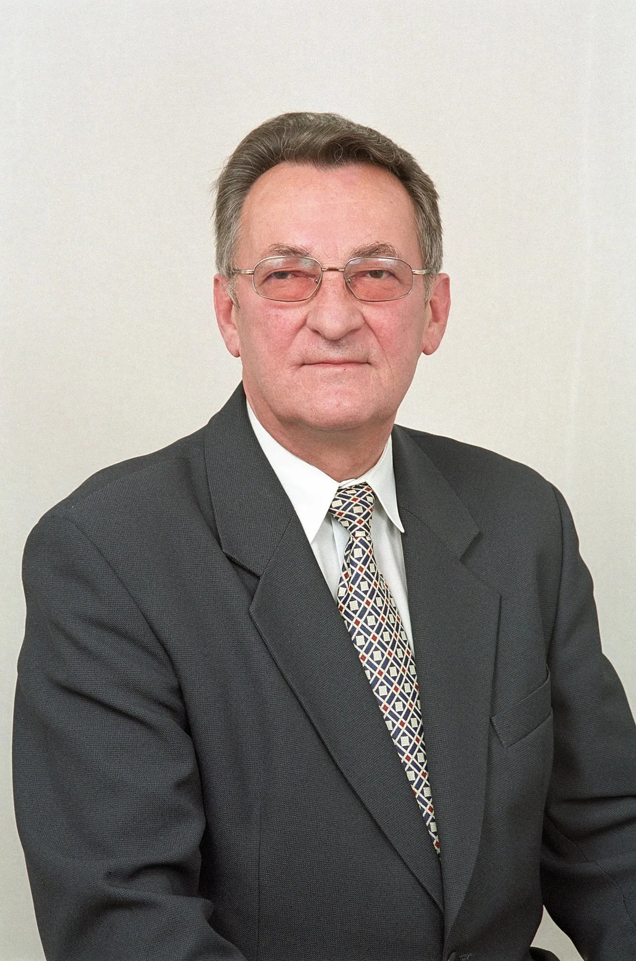 Portrait of Sergiusz Plewa (1940–2015) – memorial page
