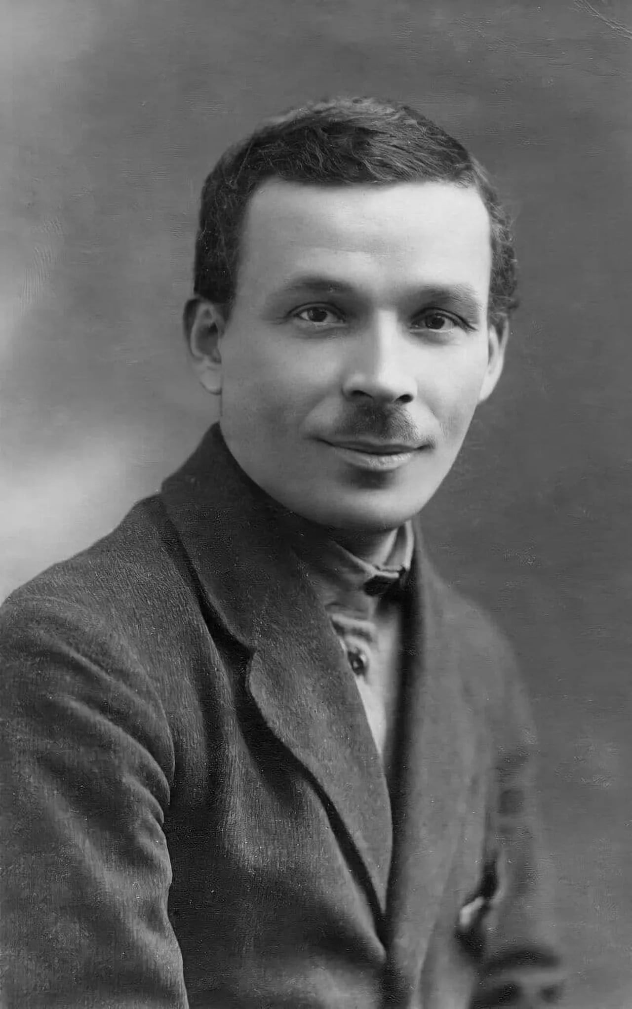Portrait of Mykola Kulisch (1892–1937) – memorial page