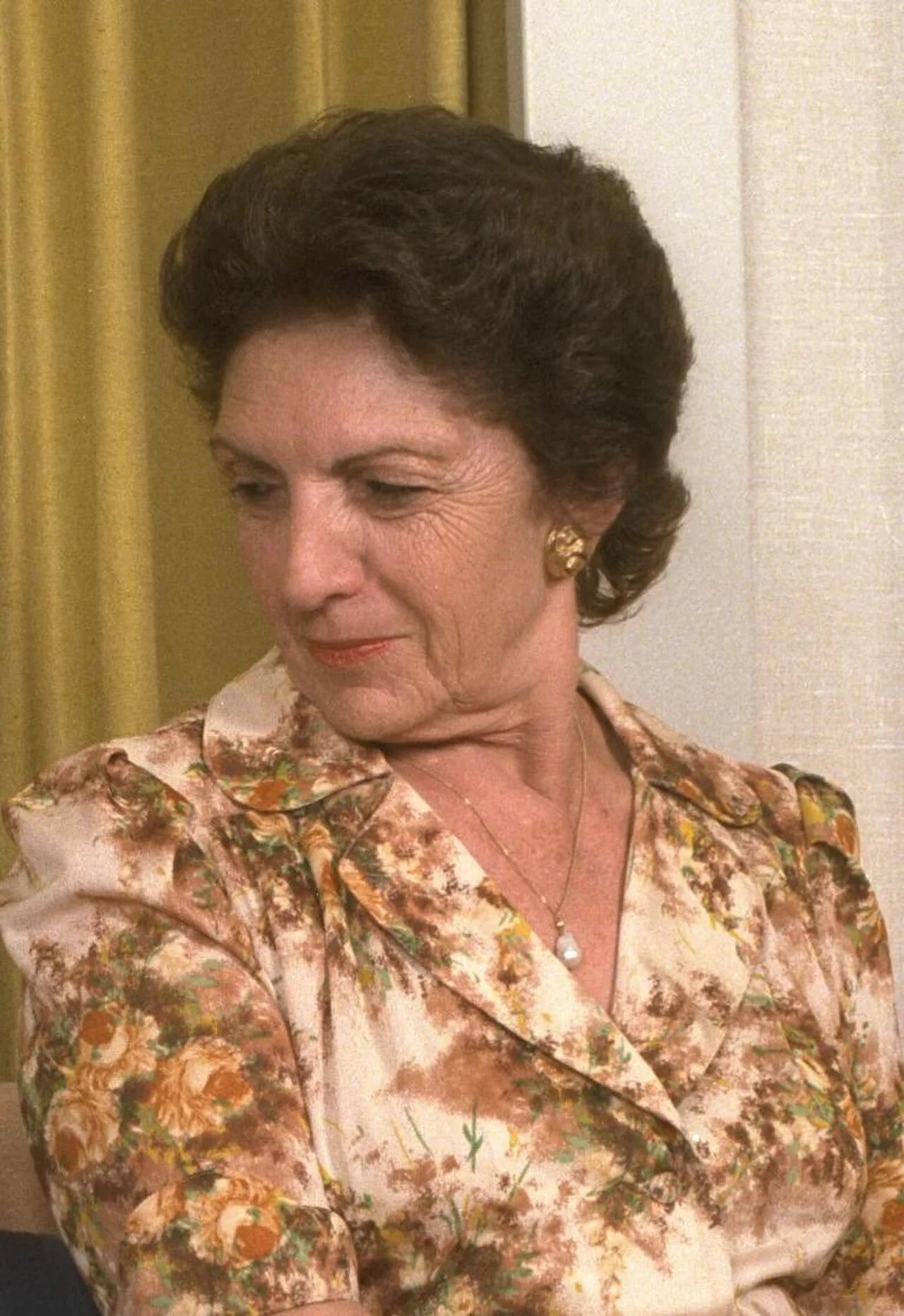 Porträt von Sonia Peres (1923–2011) – Gedenkseite