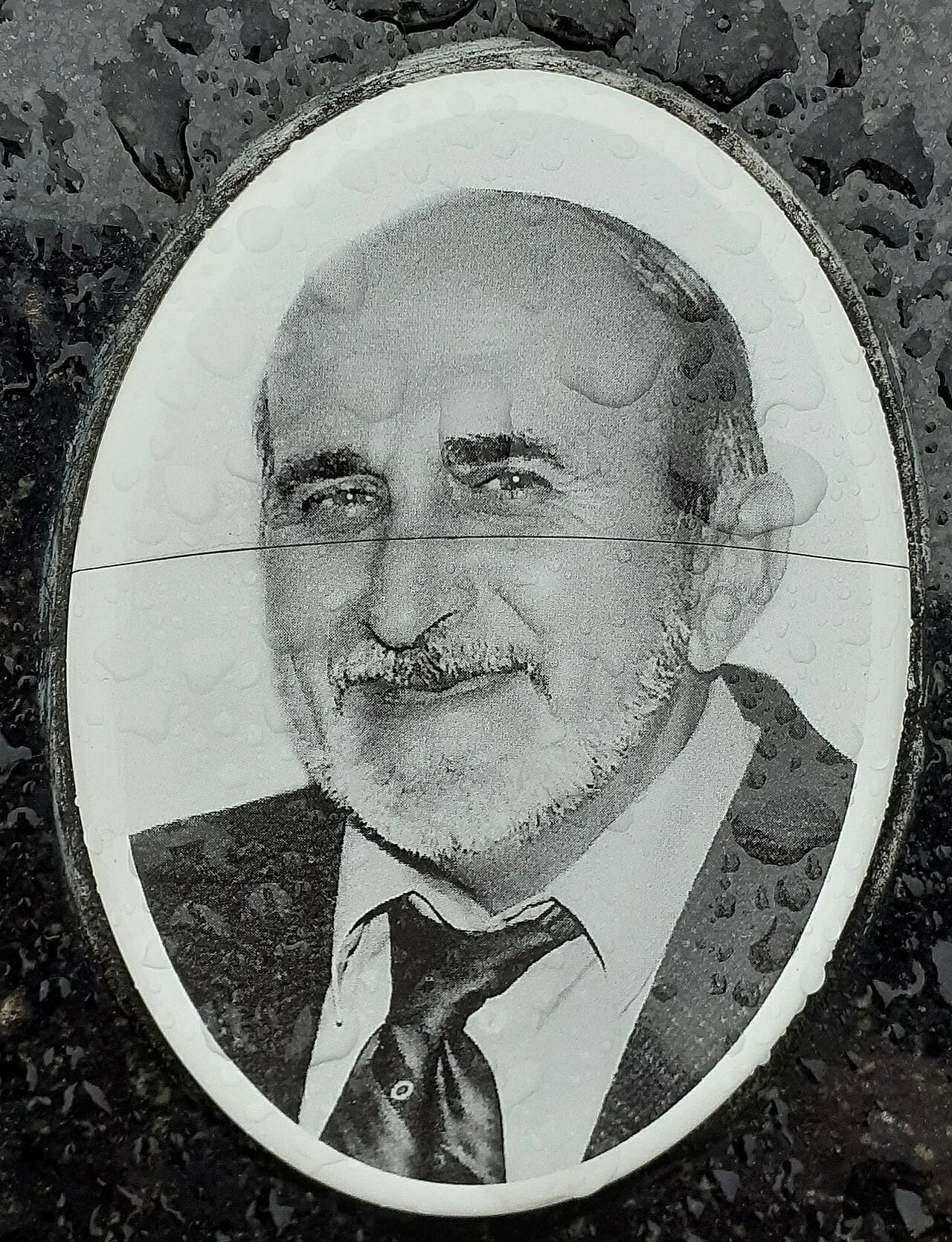 Portrait of Stanisław Baran (1947–2016) – memorial page