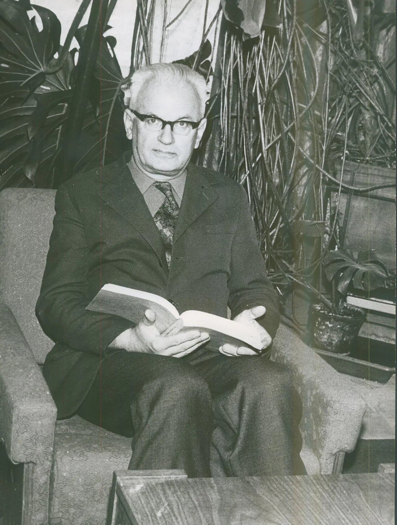 Portrait of Stanisław Bursa (1921–1987) – memorial page