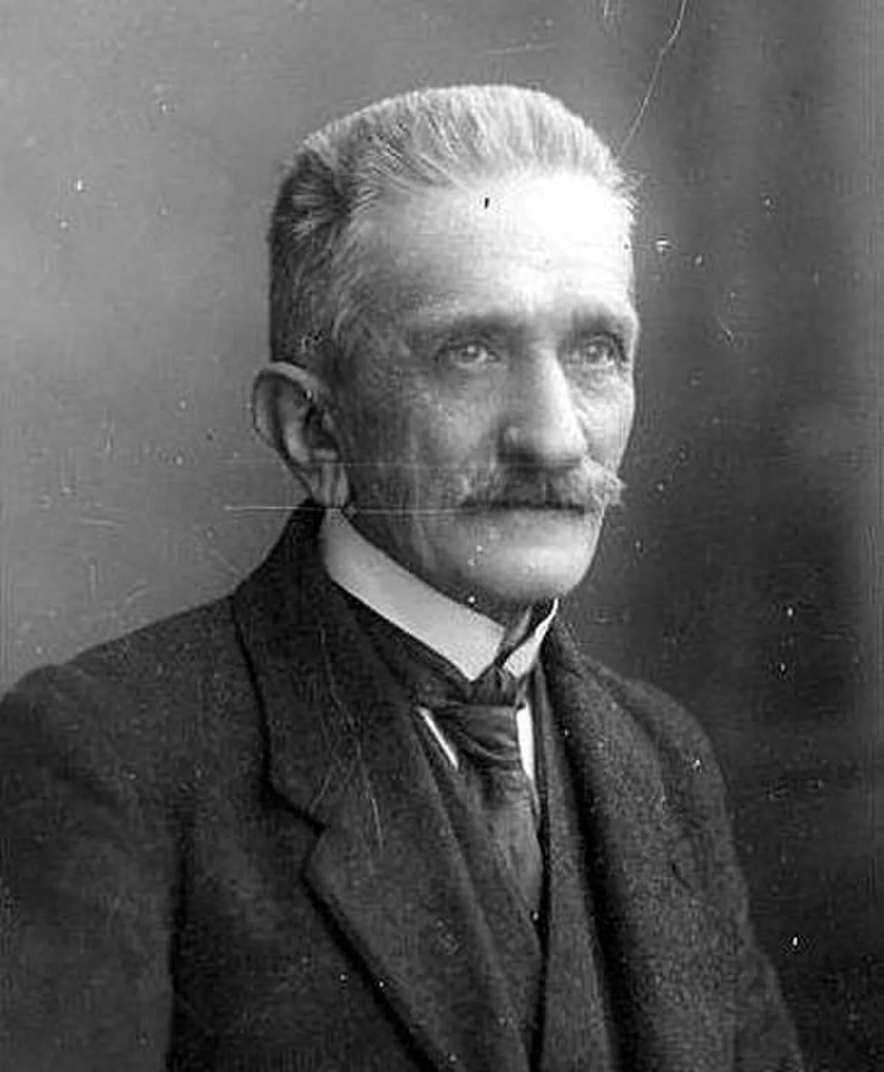 Porträt von Stanisław Rossowski (1861–1940) – Gedenkseite