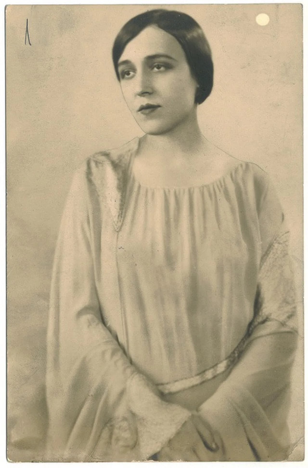 Portrait of Berta Singerman (1901–1998) – memorial page