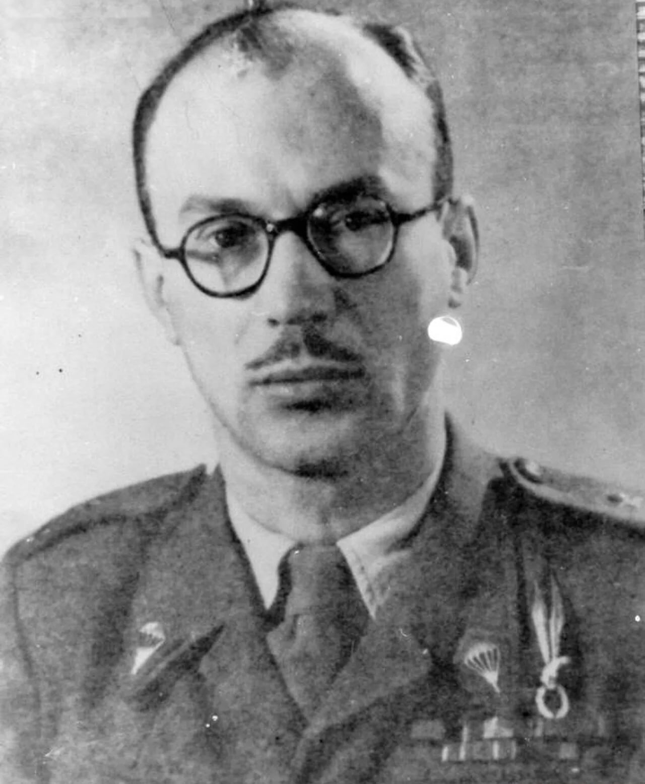 Portrait of Tadeusz Klimowski (1911–1981) – memorial page