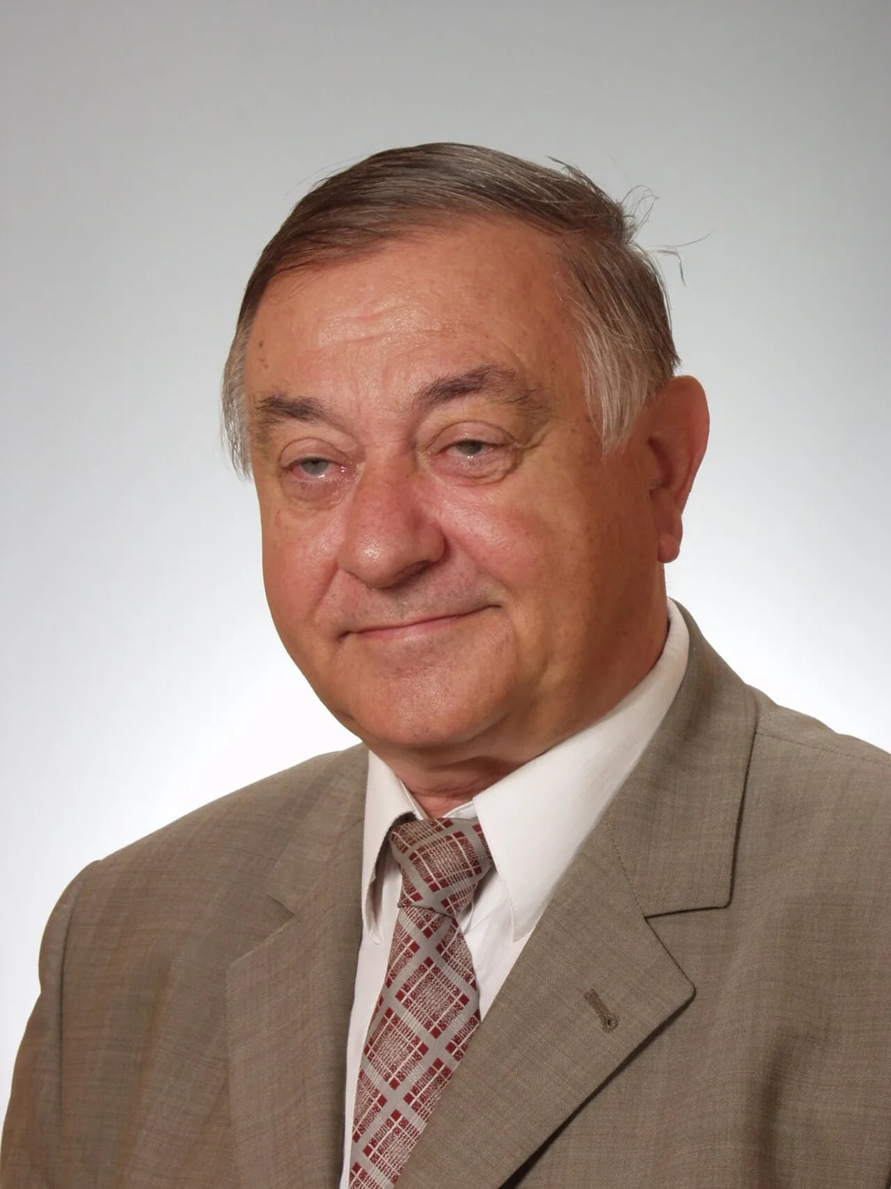 Portrait of Tadeusz Morawski (1940–2021) – memorial page