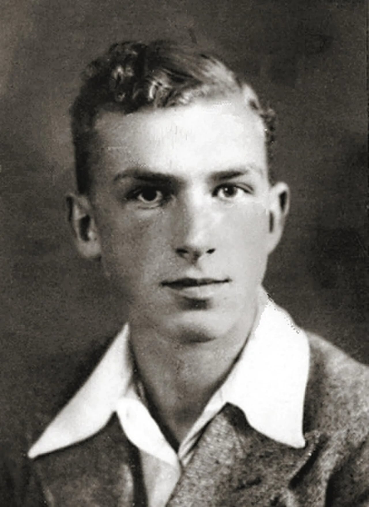 Portrait of Tadeusz Łabędzki (1917–1946) – memorial page