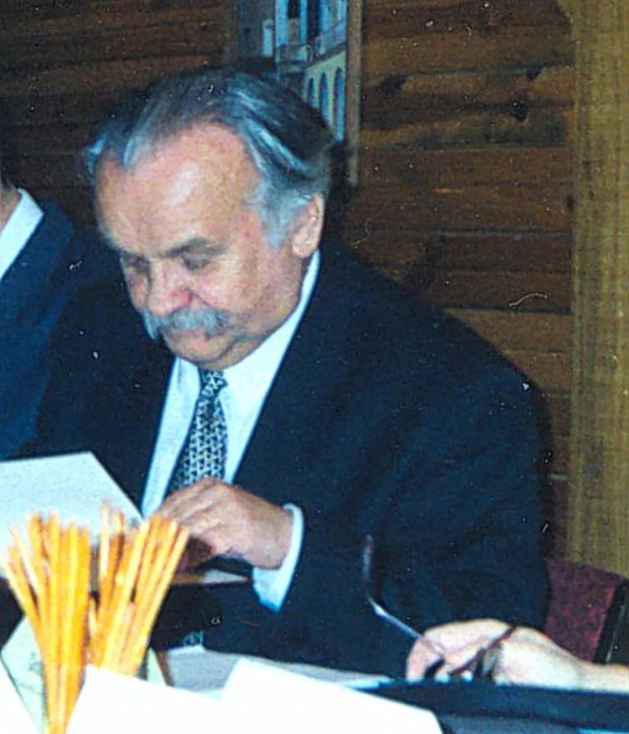 Portrait of Teodozij Vasylʹovyč Starak (1931–1999) – memorial page