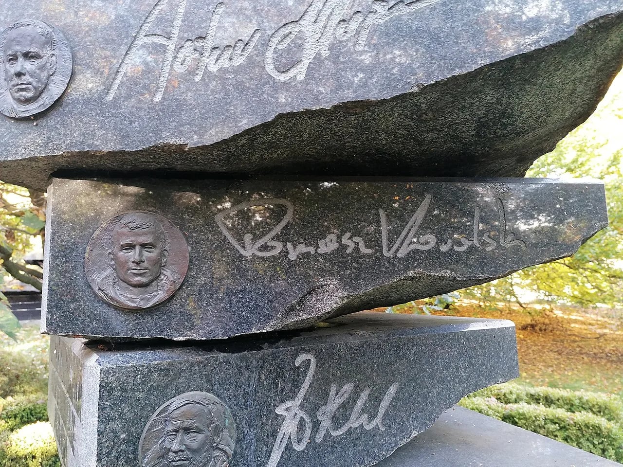 Portrait of Tomasz Kowalski (1985–2013) – memorial page
