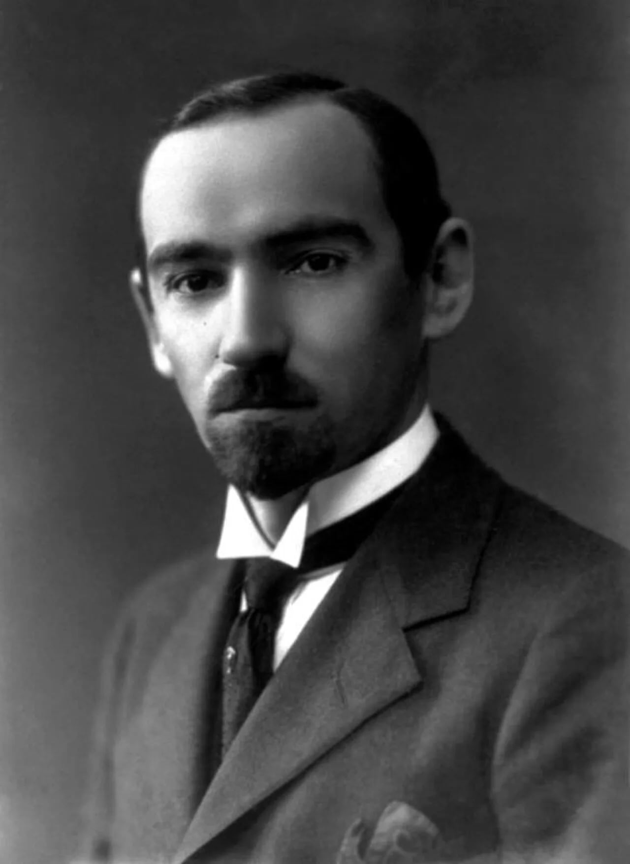 Portrait of Voldemaras Čarneckis (1893–1942) – memorial page