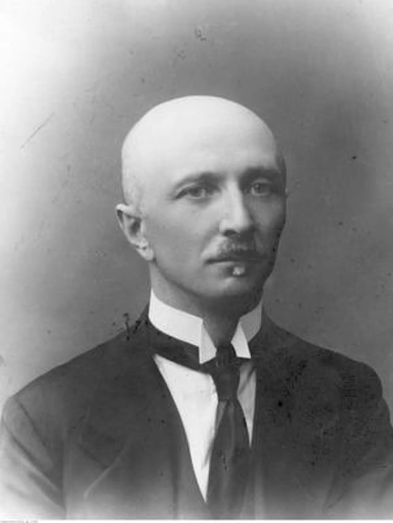 Portrait of Wacław Płodowski (1881–1939) – memorial page