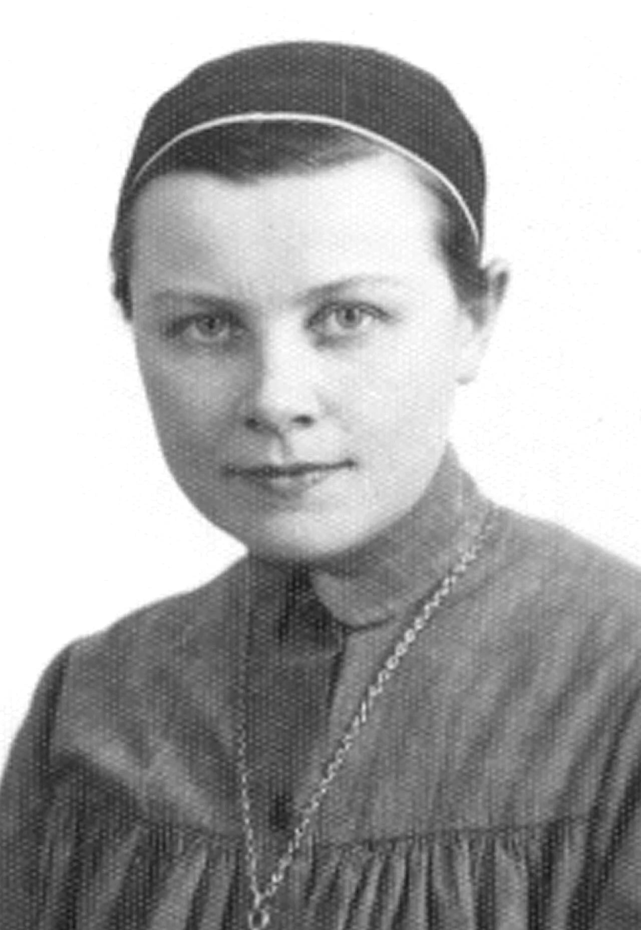Portrait of Wanda Chodkowska (1905–1944) – memorial page