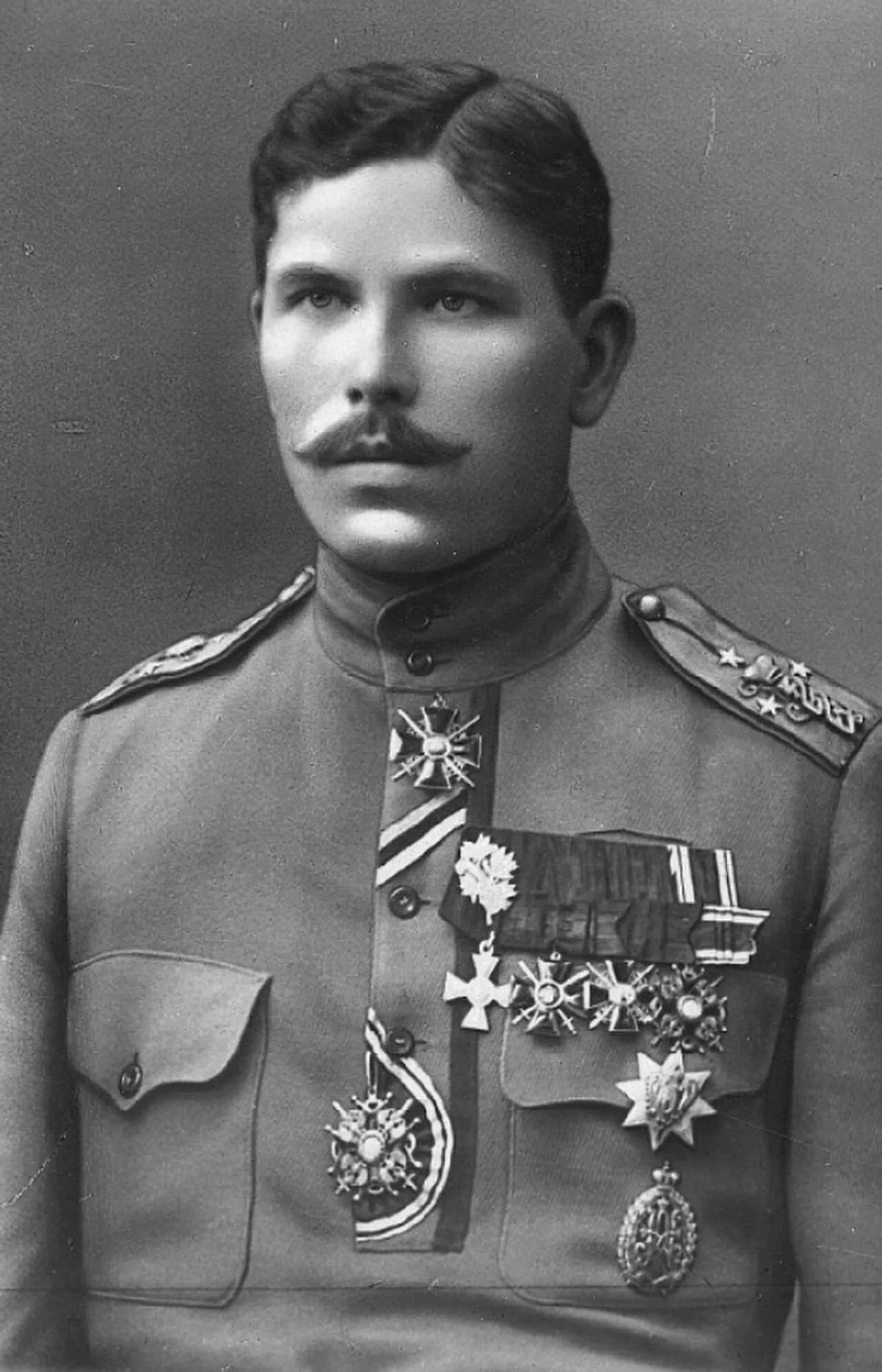 Portrait of Julius Kuperjanov (1894–1919) – memorial page