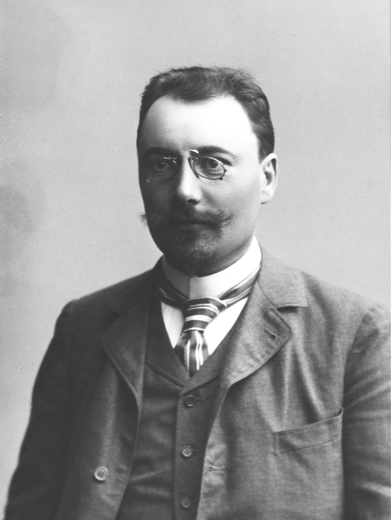 Porträt von Lars Sonck (1870–1956) – Gedenkseite