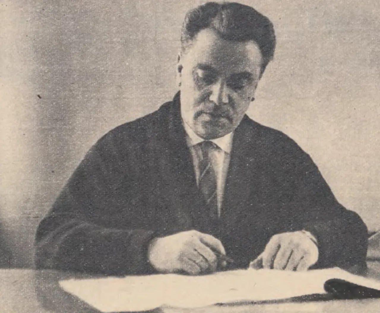 Porträt von Władysław Nowakowski (1916–1980) – Gedenkseite