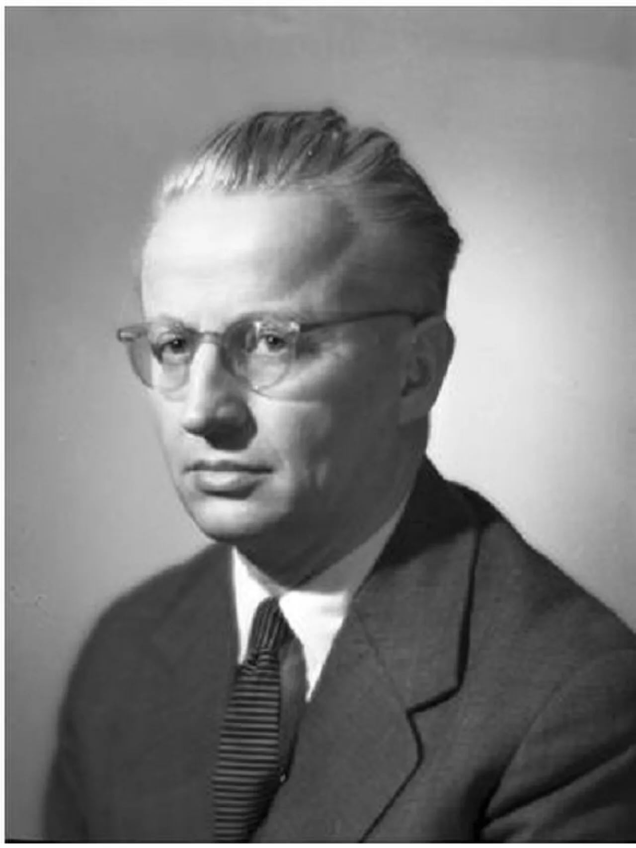 Porträt von Władysław Parczewski (1907–1988) – Gedenkseite