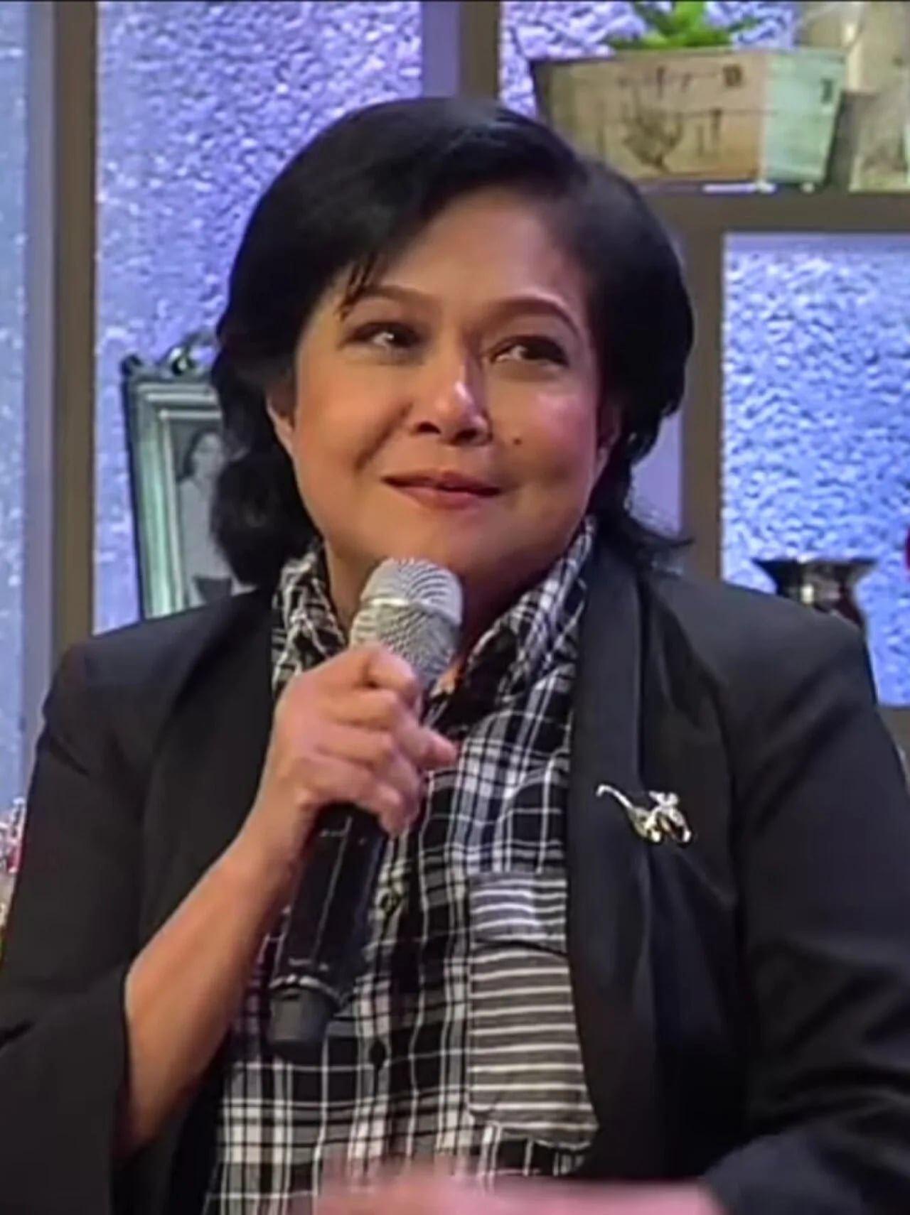 Portrait of Nora Aunor (1953–2025) – memorial page