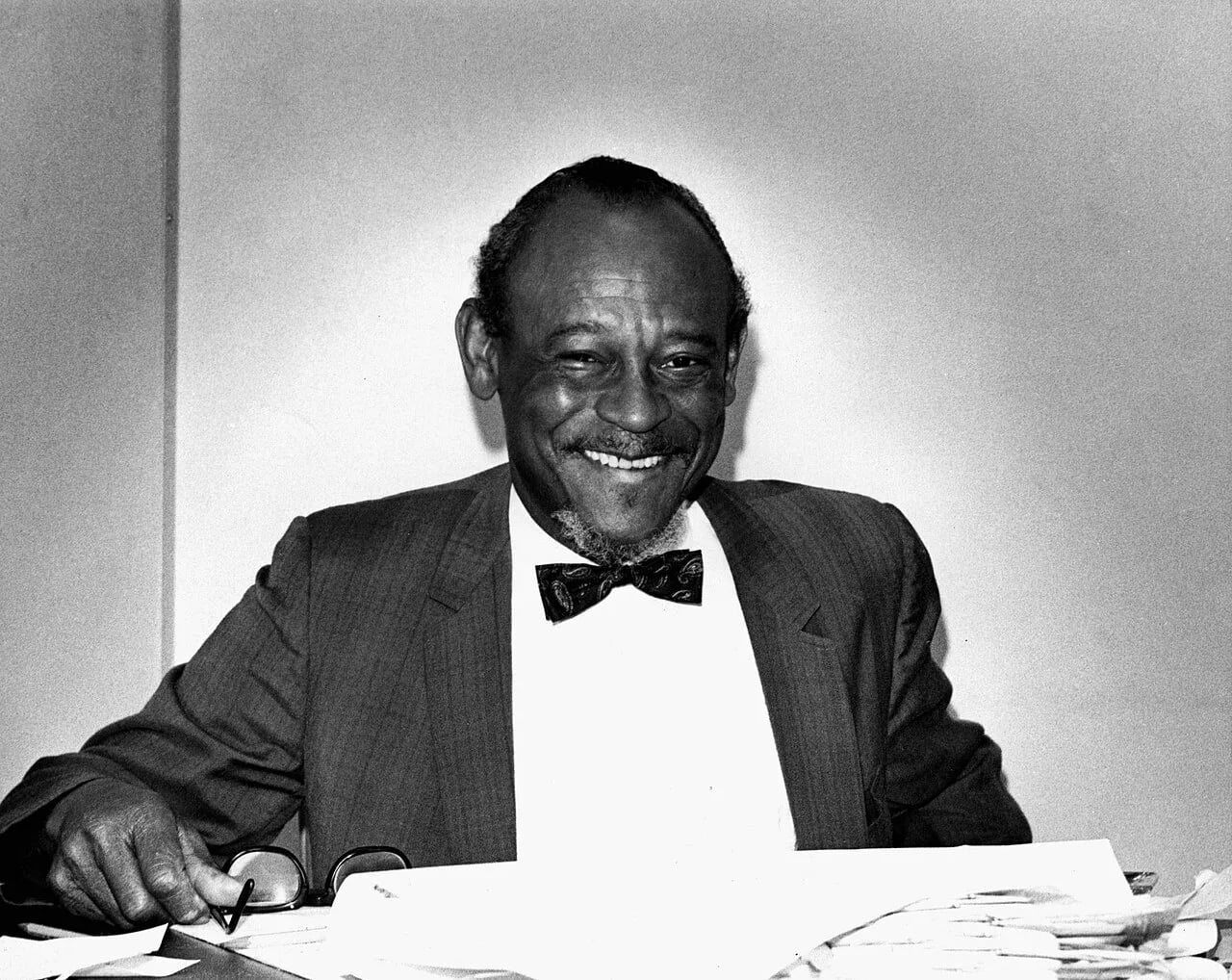 Portrait of Isaiah DeQuincey Newman (1911–1985) – memorial page