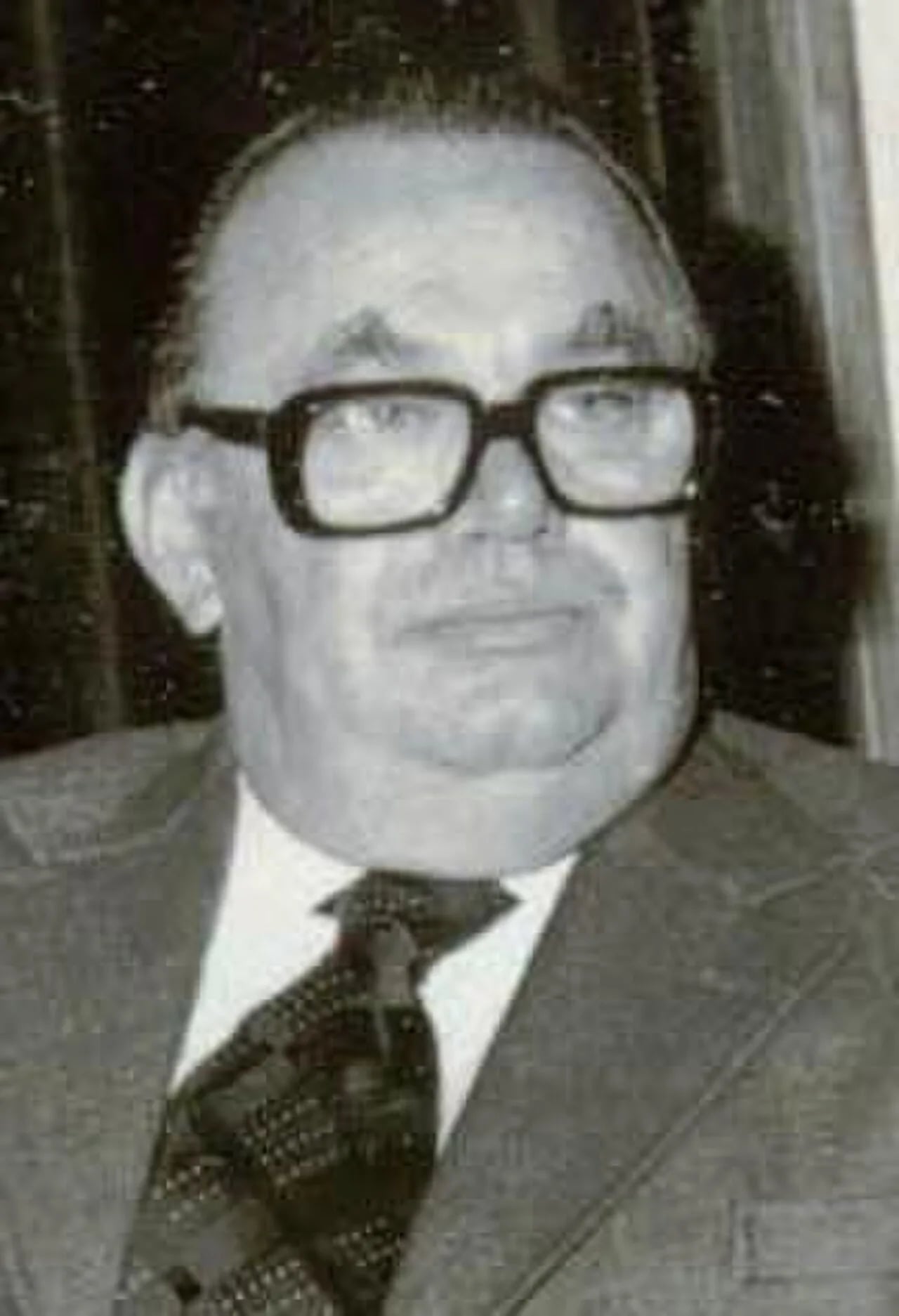 Portrait of Stane Dolanc (1925–1999) – memorial page