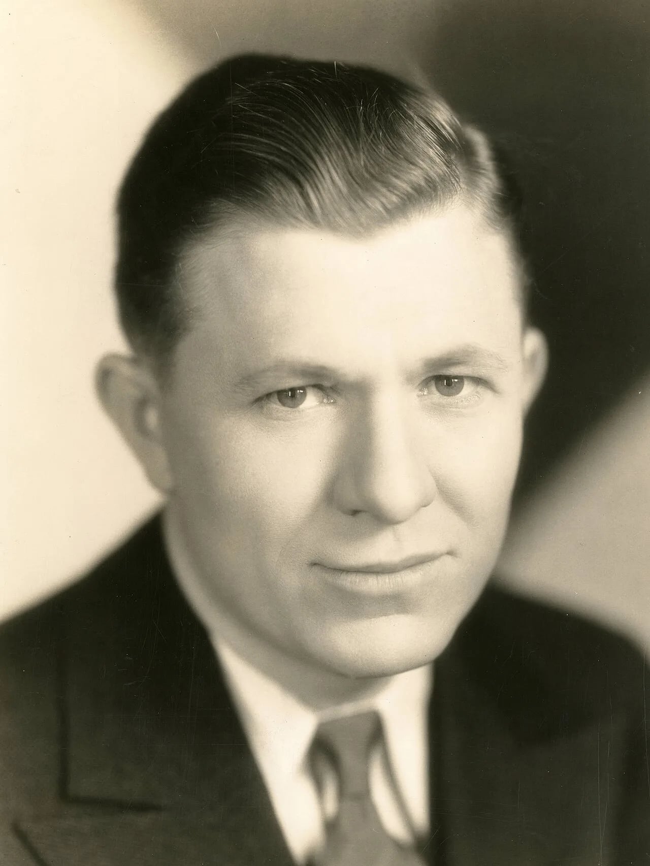 Porträt von Stuart Erwin (1903–1967) – Gedenkseite
