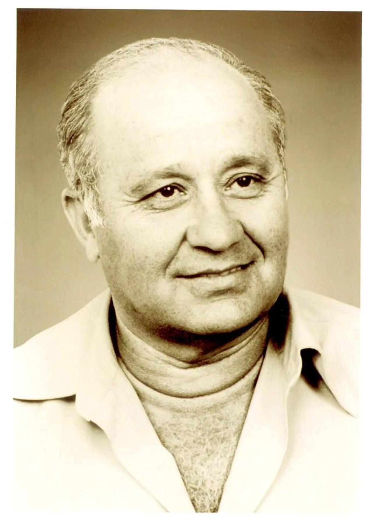 Porträt von Isaak Chofi (1927–2014) – Gedenkseite