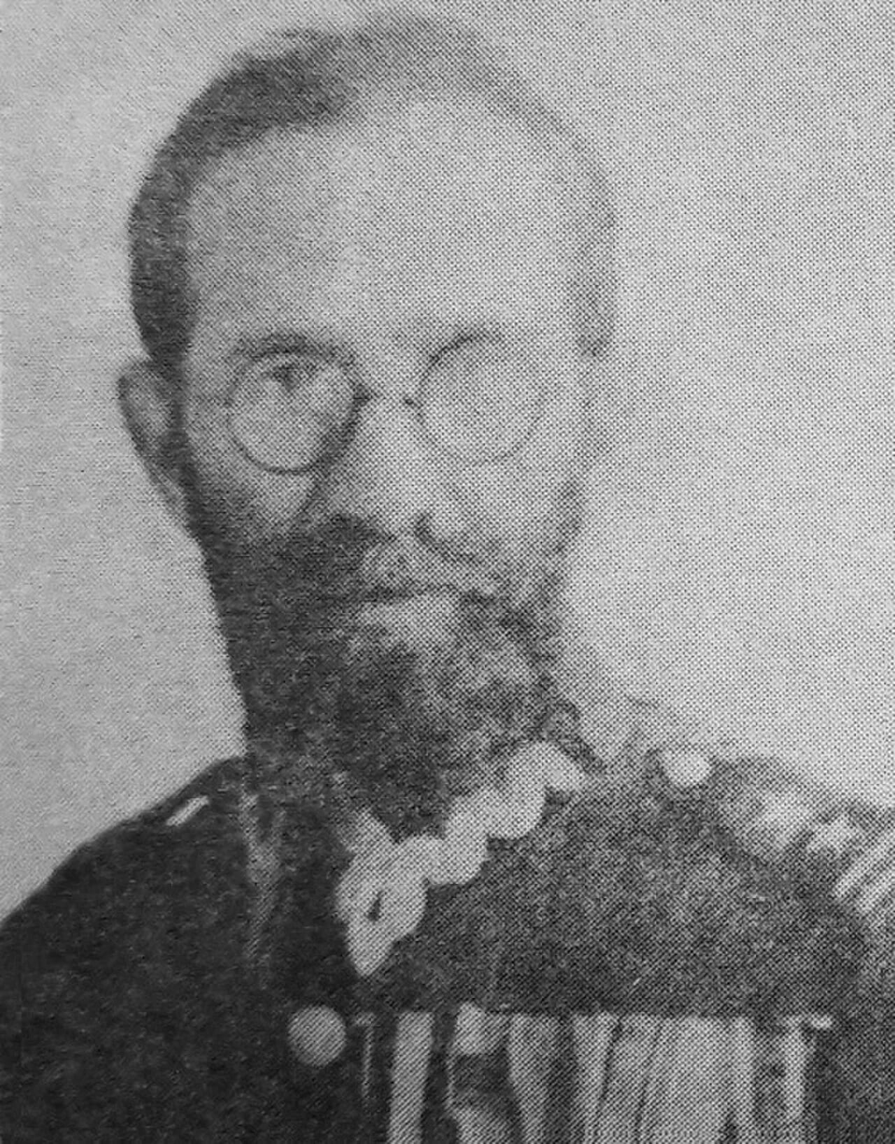 Portrait of Edmund Gross (1887–1951) – memorial page