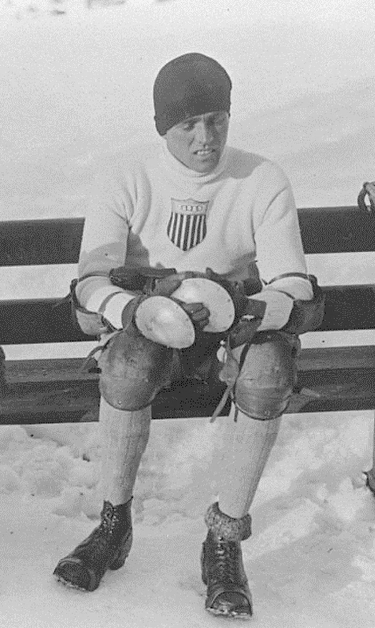 Portrait of Jennison Heaton (1904–1971) – memorial page