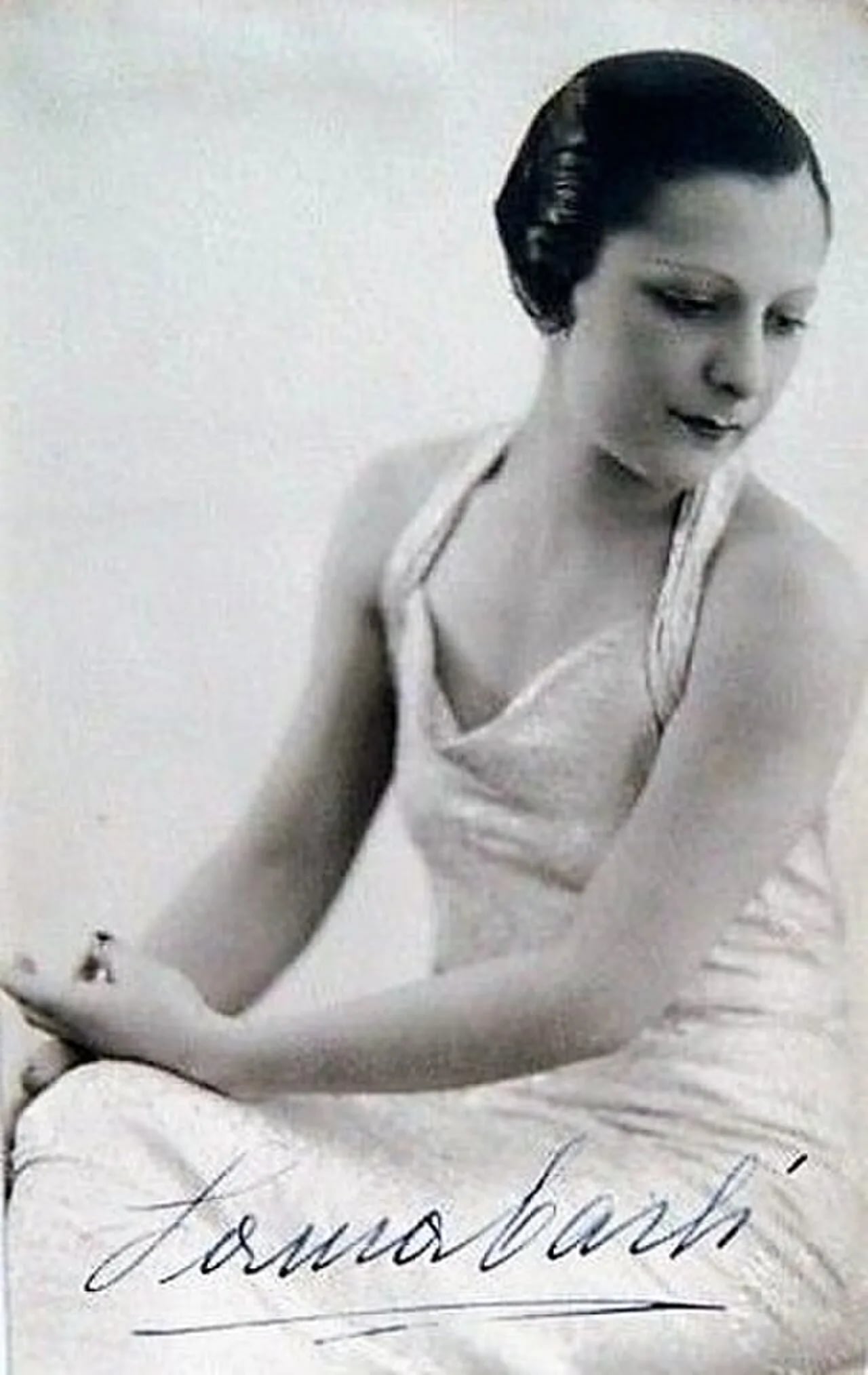 Portrait of Laura Carli (1906–2005) – memorial page